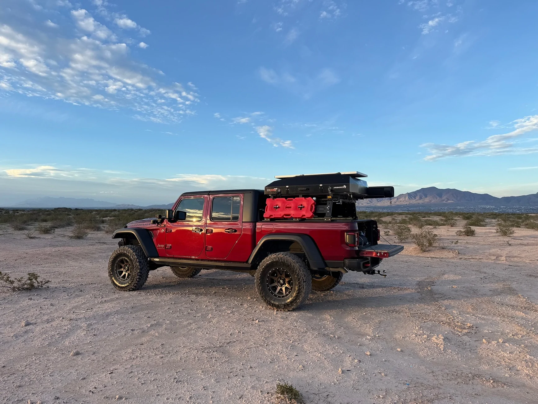 Jeep Gladiator Is the new Wolfbox G900 Tri Pro Dash Cam Worth the $$$? Check out this quick review. I think it's a game changer for off-road! Jeep7