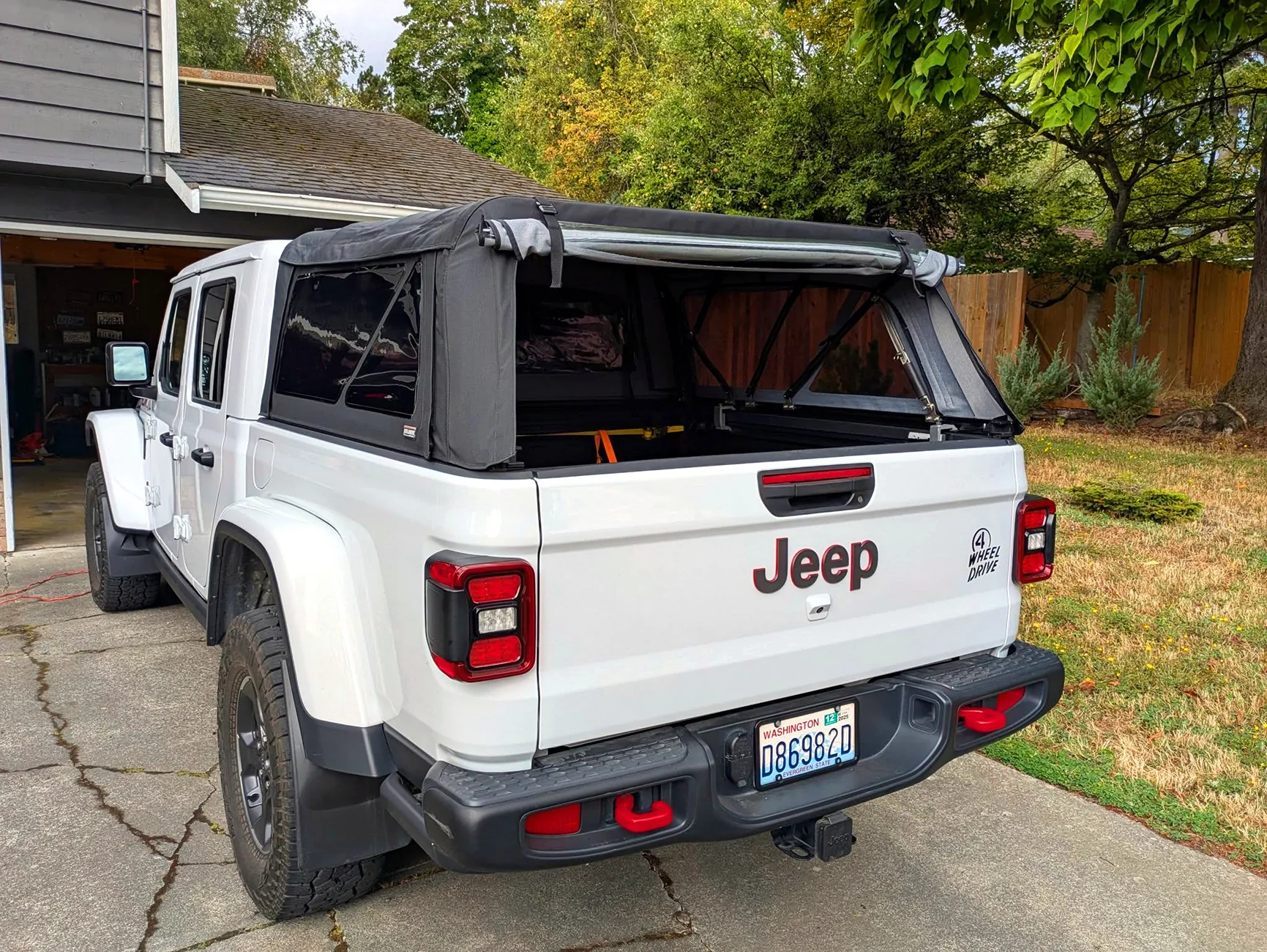 Jeep Gladiator Agri cover 533476490_10162348135032600_5412243469423447474_n