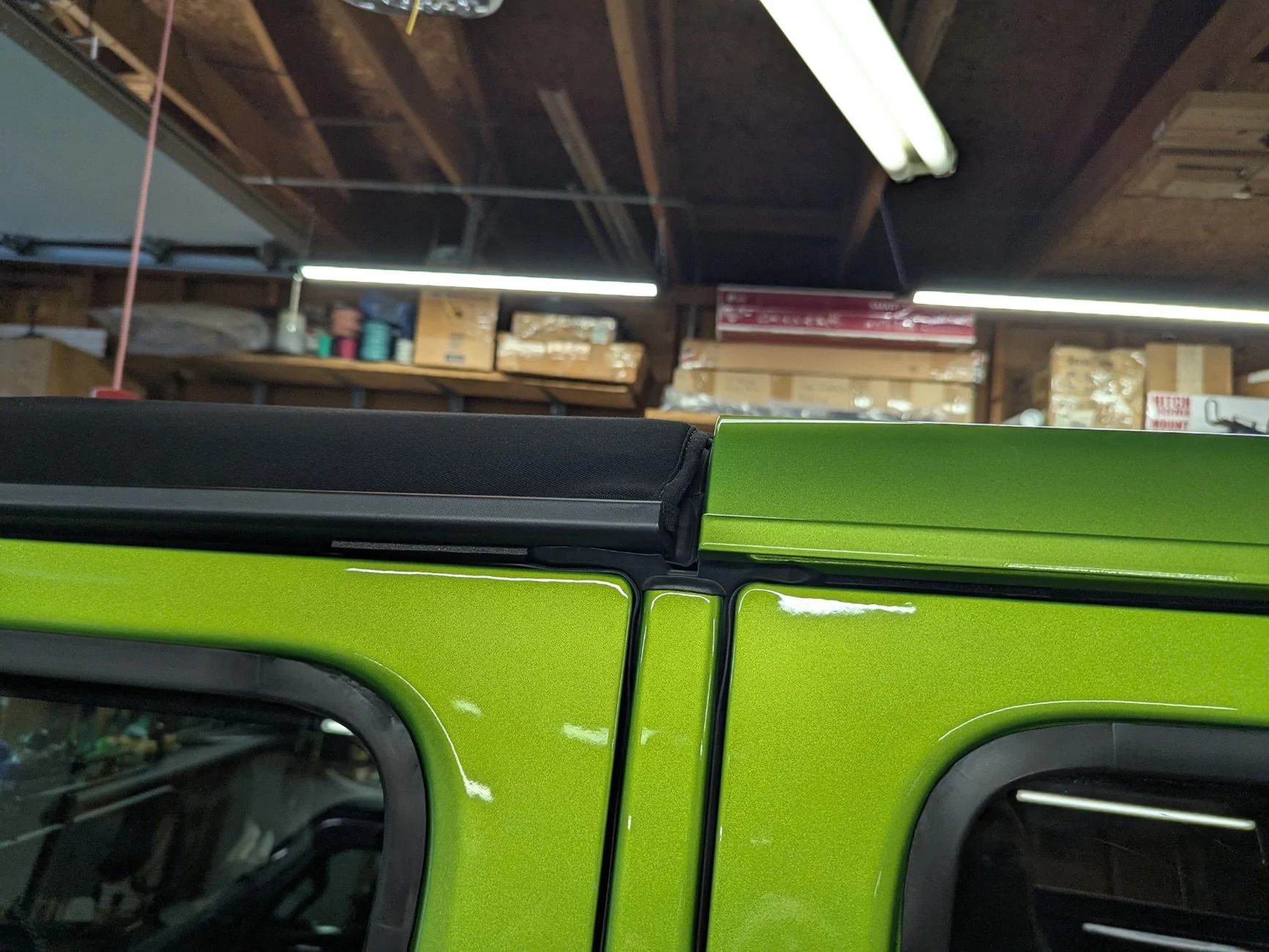Jeep Gladiator Sunrider owners - MY mess-up, or theirs? PXL_20250817_004522701