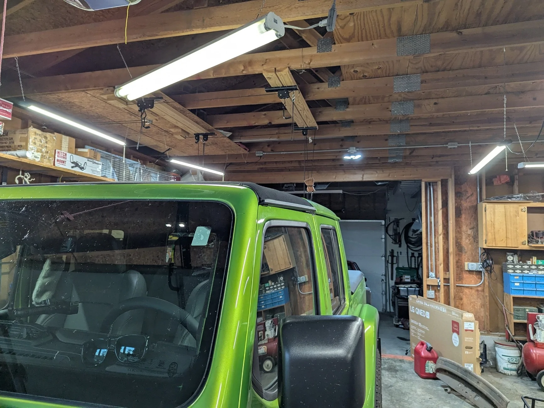 Jeep Gladiator Sunrider owners - MY mess-up, or theirs? PXL_20250817_005134739