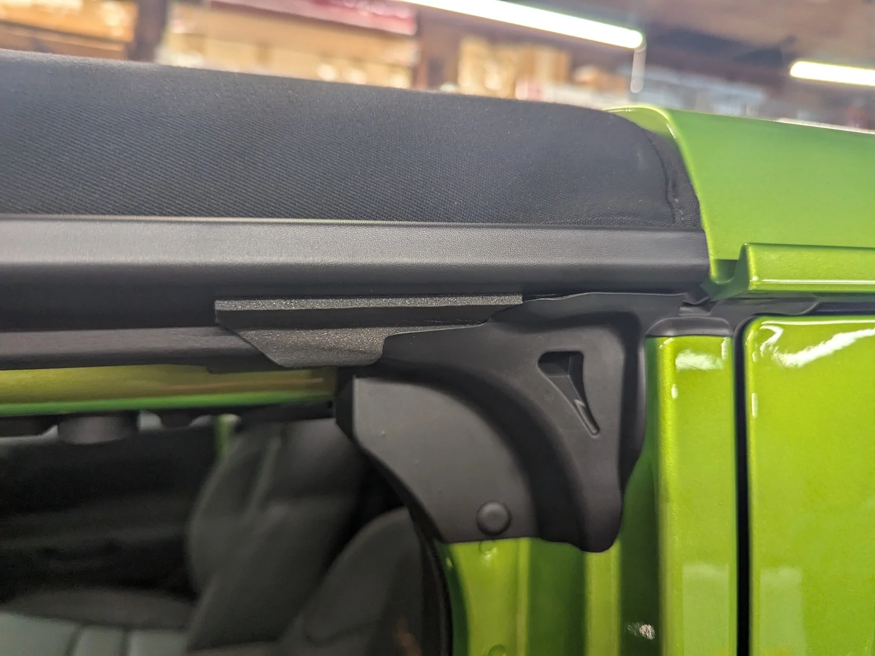 Jeep Gladiator Sunrider owners - MY mess-up, or theirs? PXL_20250817_185646885