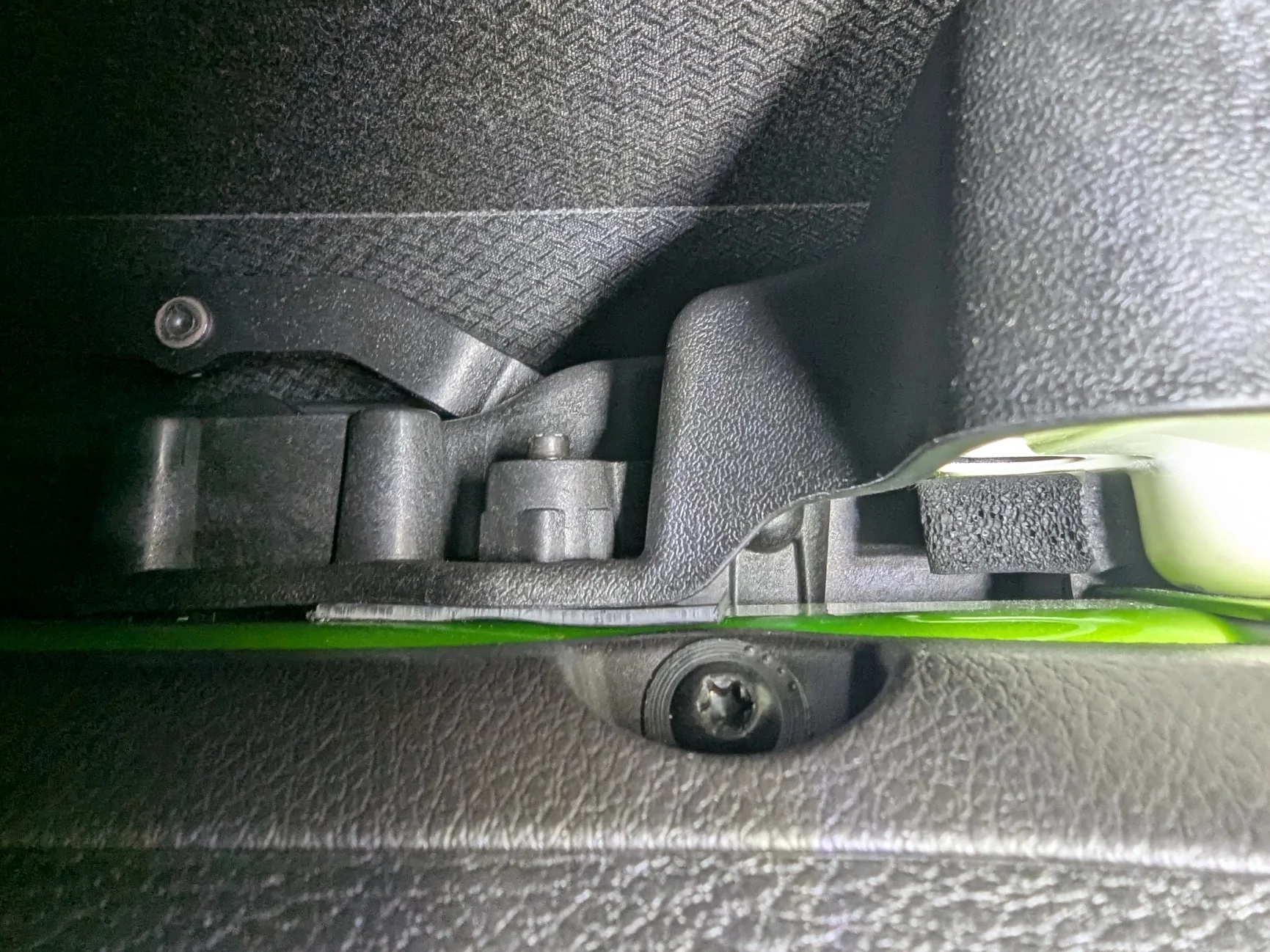 Jeep Gladiator Sunrider owners - MY mess-up, or theirs? PXL_20250817_184601971
