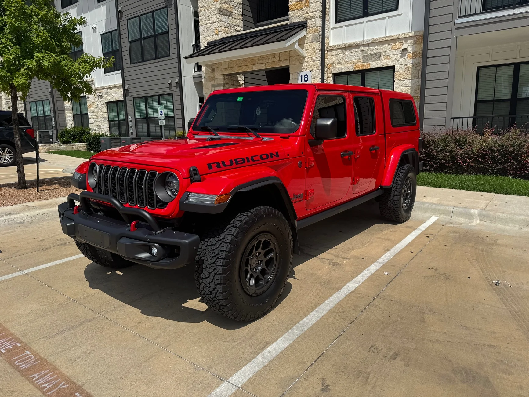 Jeep Gladiator Jeep Gladiator Launch Edition Firecracker Red IMG_7394_Original