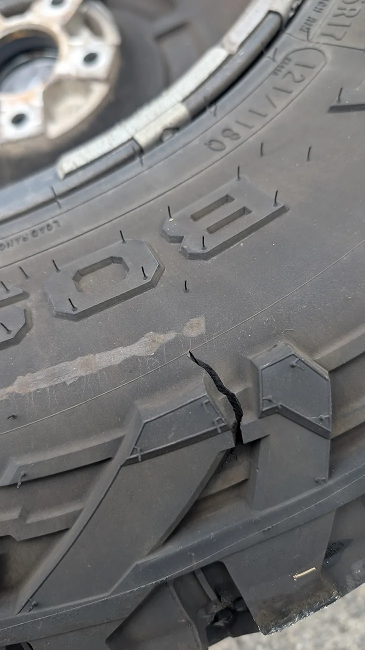 Jeep Gladiator Mickey Thompson Baja Boss AT issues 1755722284882-u4