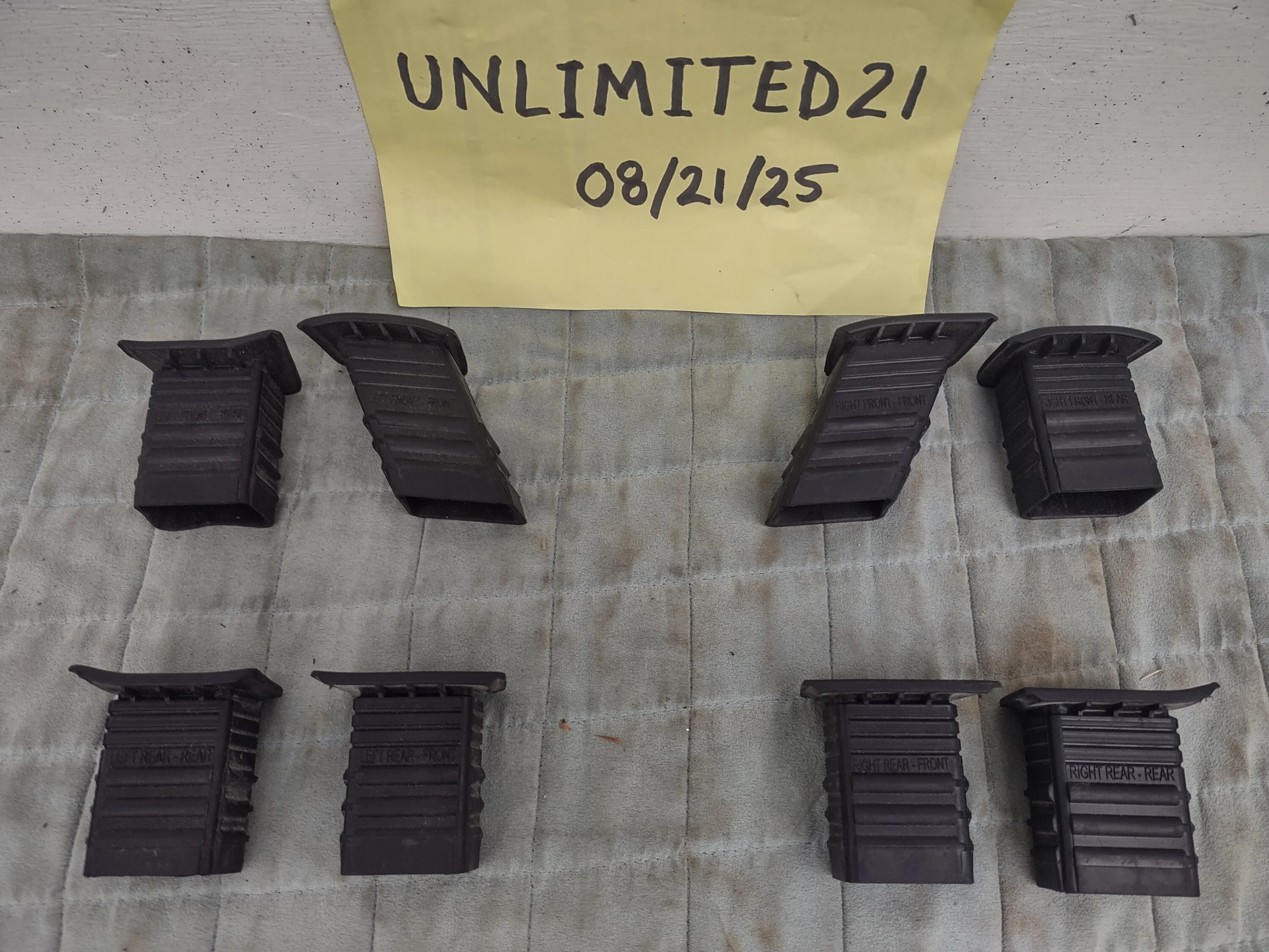 Jeep Gladiator 4 Jeep OEM half doors Gladiator JT plugs