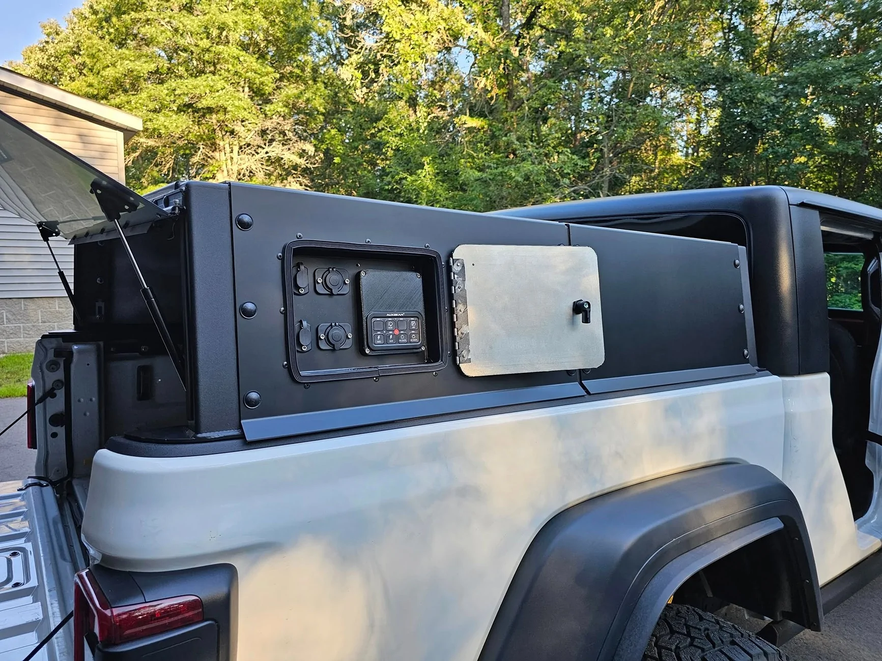 Jeep Gladiator JTdiRtyD ever changing build, trip reports, and BS thread 536832035_10163729749614172_1219082703560411209_n