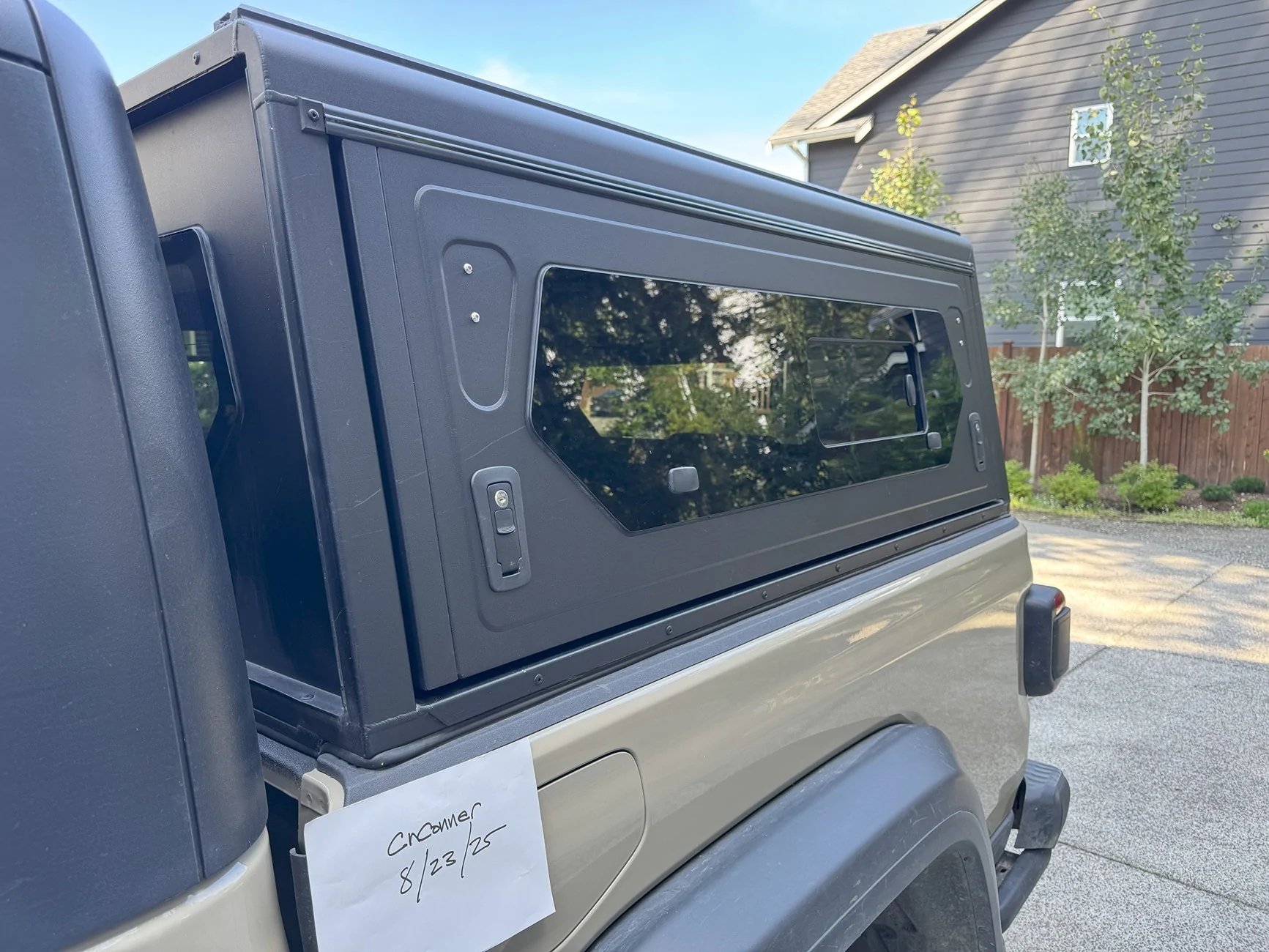 Jeep Gladiator Alu-Cab Countour Canopy w/side windows & full rear door $1800 Seattle area alu-cab_driver