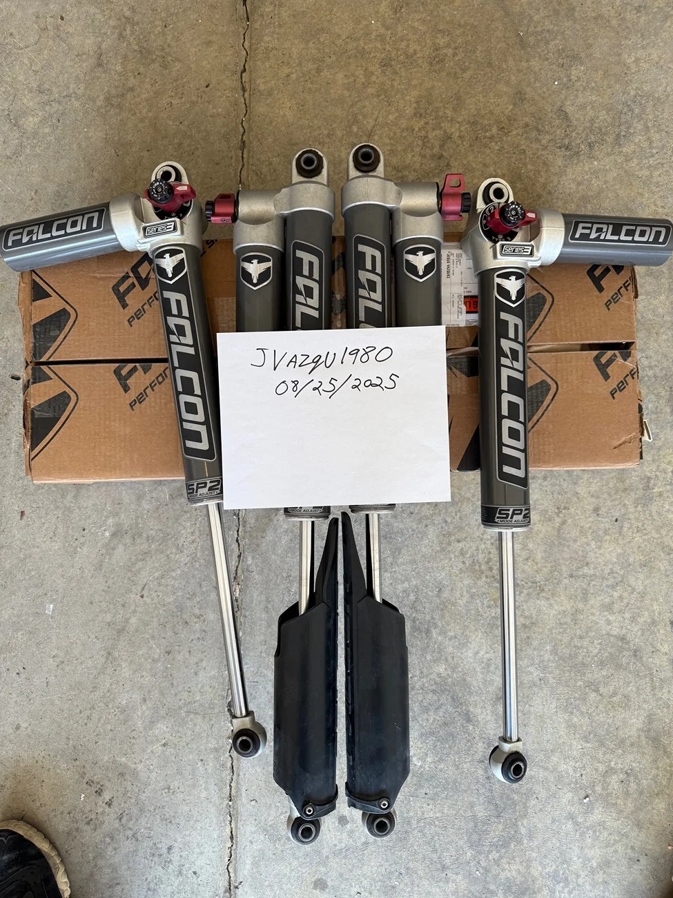 Jeep Gladiator $1,000 Falcon 3.3 SP2 2”-4” lift adjustable shocks. IMG_0458