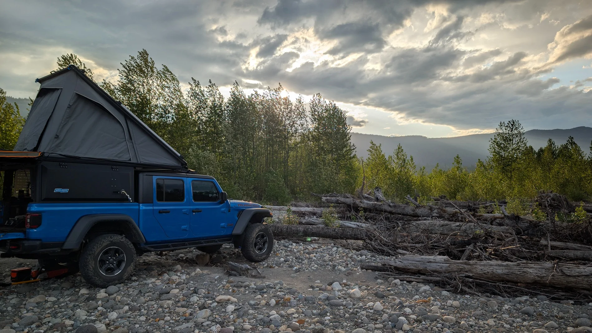 Jeep Gladiator Hydro Blue JTRD Build Thread PXL_20250503_015207032