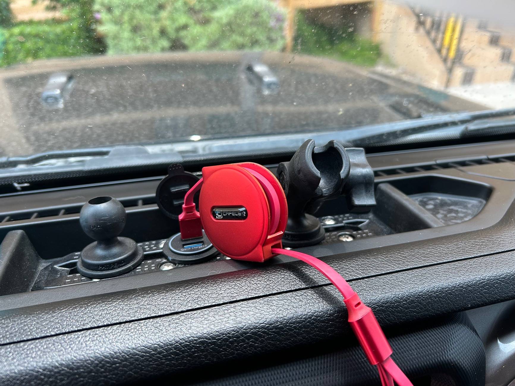 Jeep Gladiator Install forward facing camera in overlander? IMG_4641