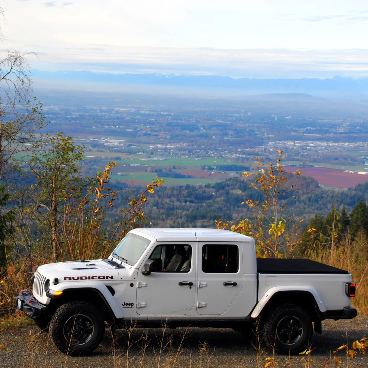 Jeep Gladiator Bestop Supertop tonneau cover 465853455_10161088870597600_5849326008885594015_n