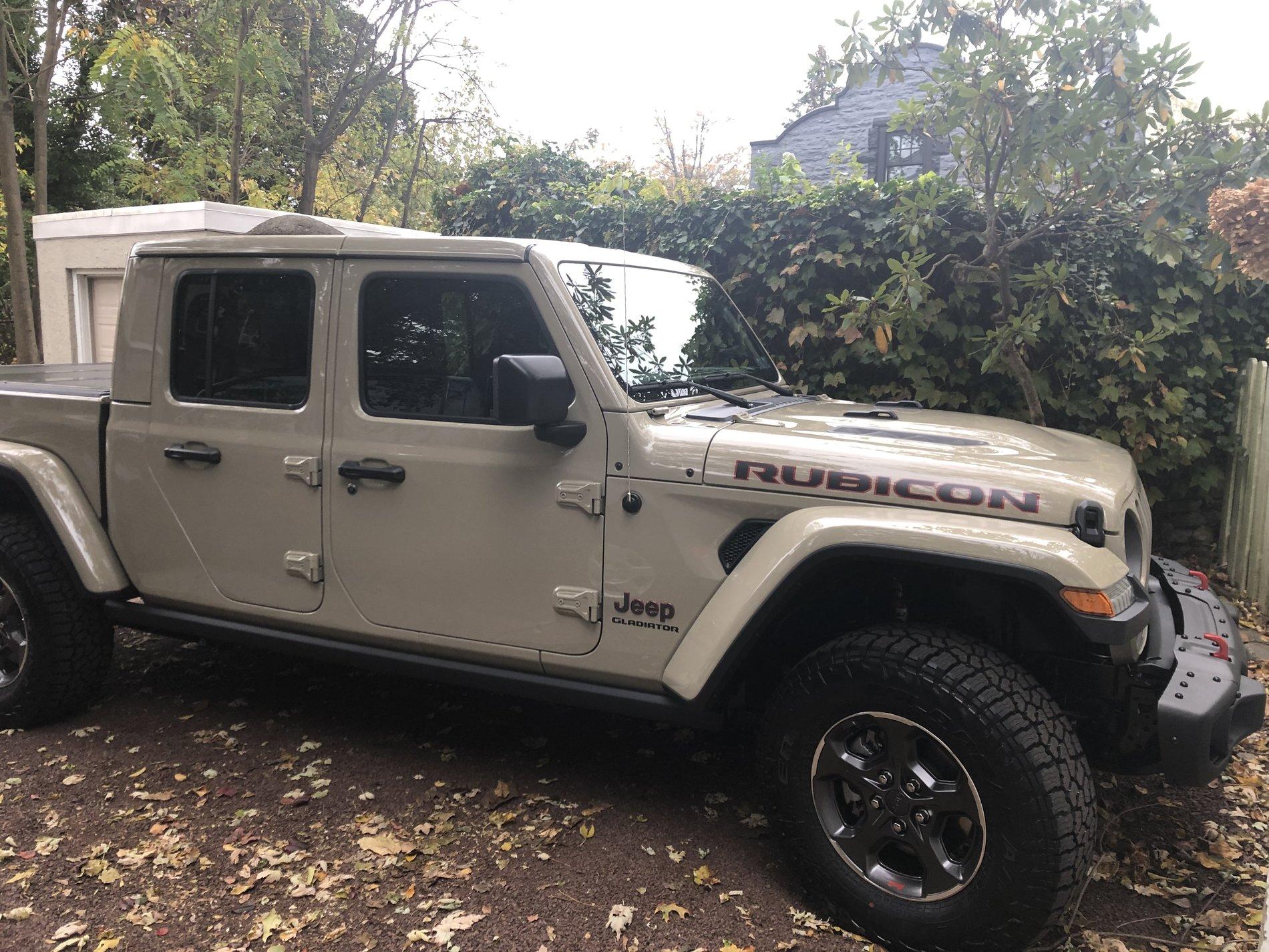 Jeep Gladiator Where are my future Gobis DF6D0336-1821-4BA6-BE15-118464648A92