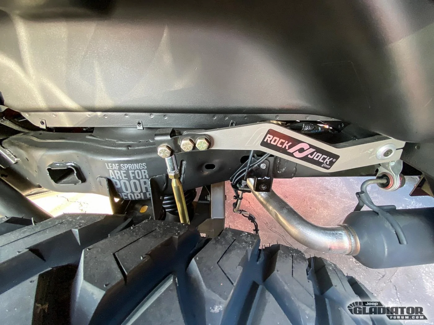 Jeep Gladiator Rebel Off Road Punk'n Gladiator Build [SEMA 2019] Rebel-Off-Road-Punkn-Gladiator-Build-SEMA-2019-15