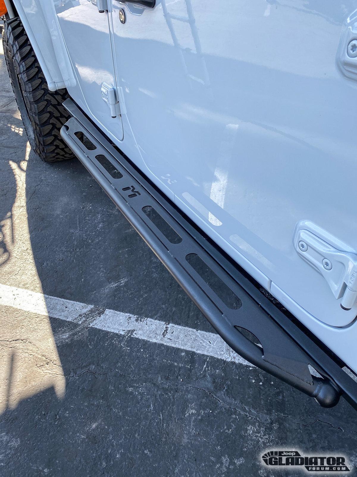 Jeep Gladiator Decked Gladiator (White) Build [SEMA 2019] Decked-White-Gladiator-Build-SEMA-2019-10