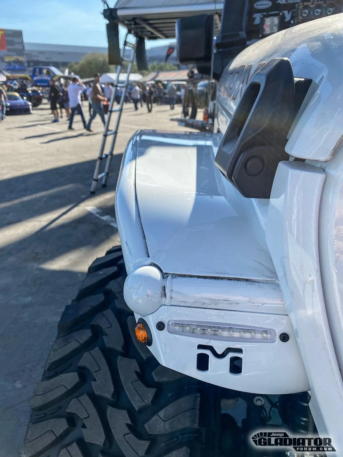 Jeep Gladiator Decked Gladiator (White) Build [SEMA 2019] Decked-White-Gladiator-Build-SEMA-2019-11