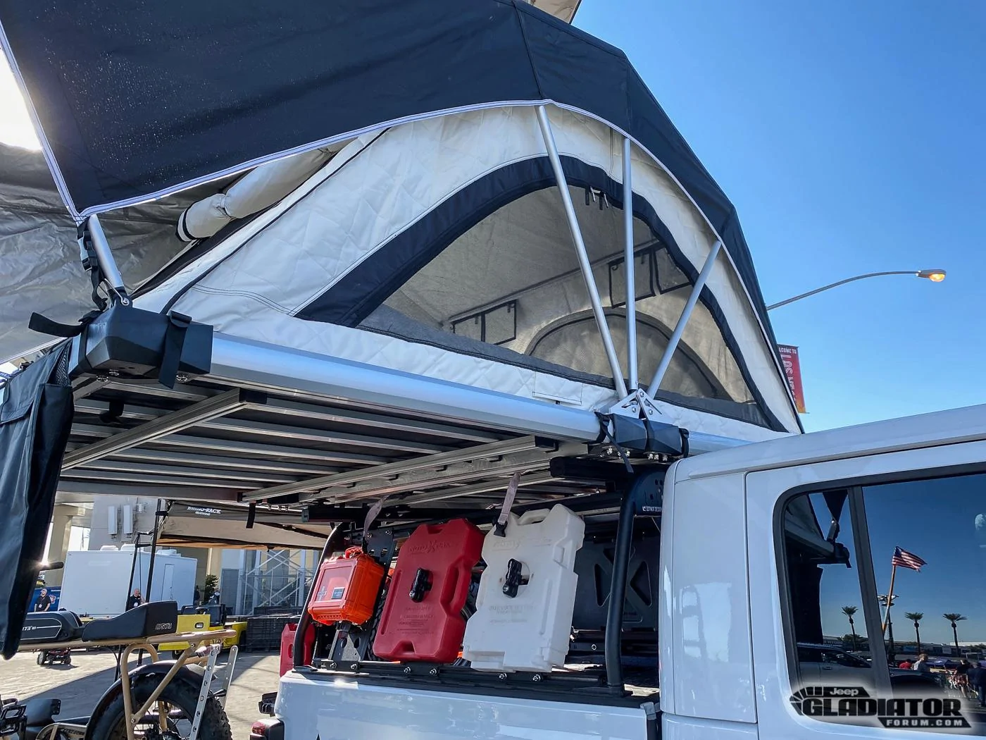 Jeep Gladiator Decked Gladiator (White) Build [SEMA 2019] Decked-White-Gladiator-Build-SEMA-2019-12