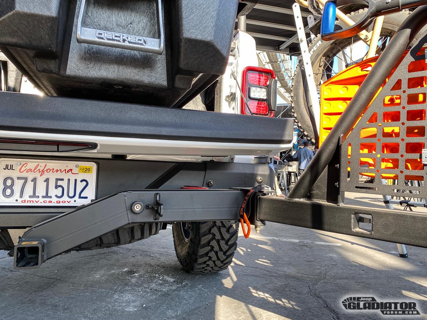 Jeep Gladiator Decked Gladiator (White) Build [SEMA 2019] Decked-White-Gladiator-Build-SEMA-2019-16