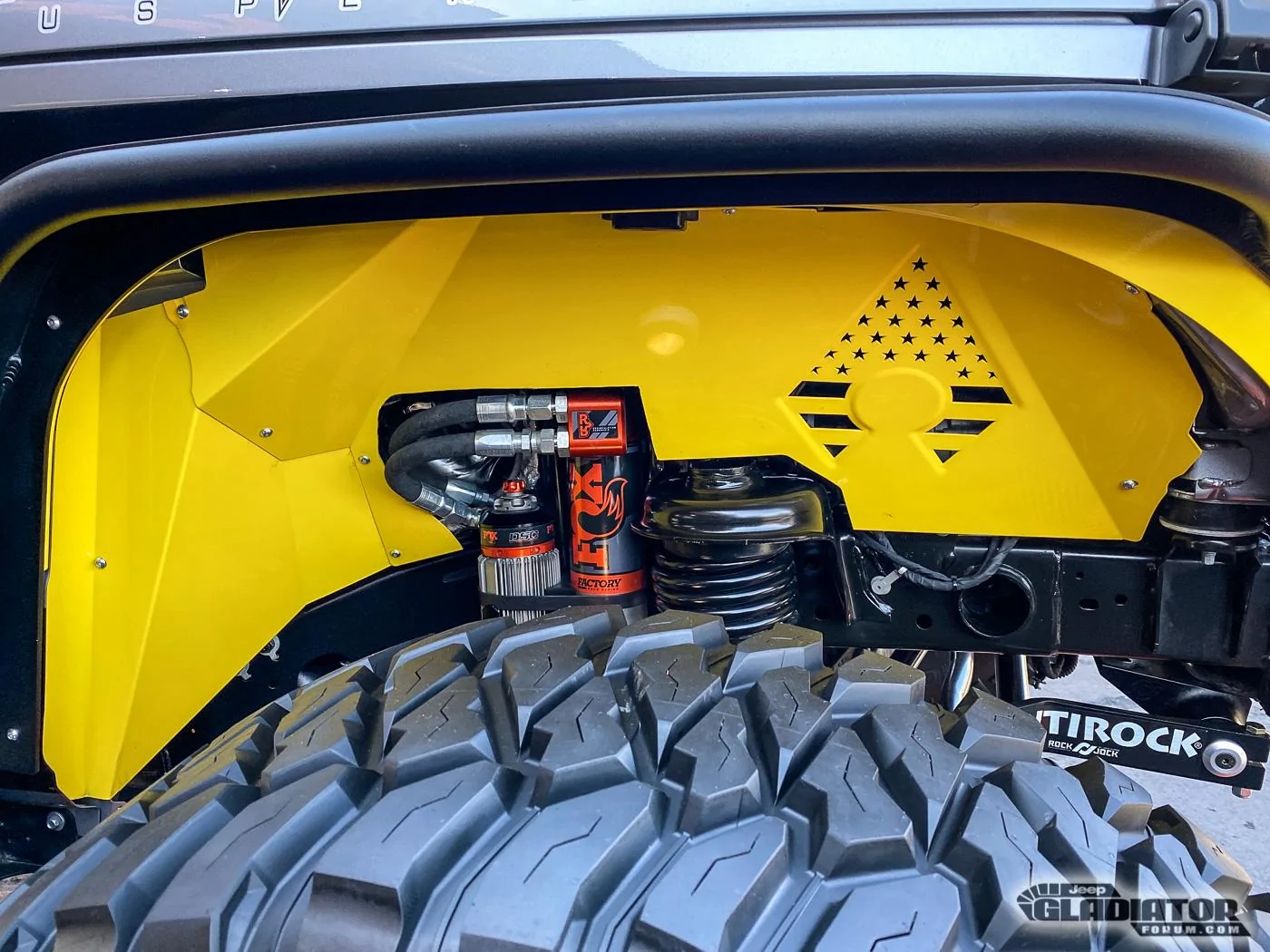 Jeep Gladiator Scosche / FOX / Genright Off Road Gladiator Build [SEMA 2019] FOX-Scosche-Gladiator-Build-SEMA-2019-5
