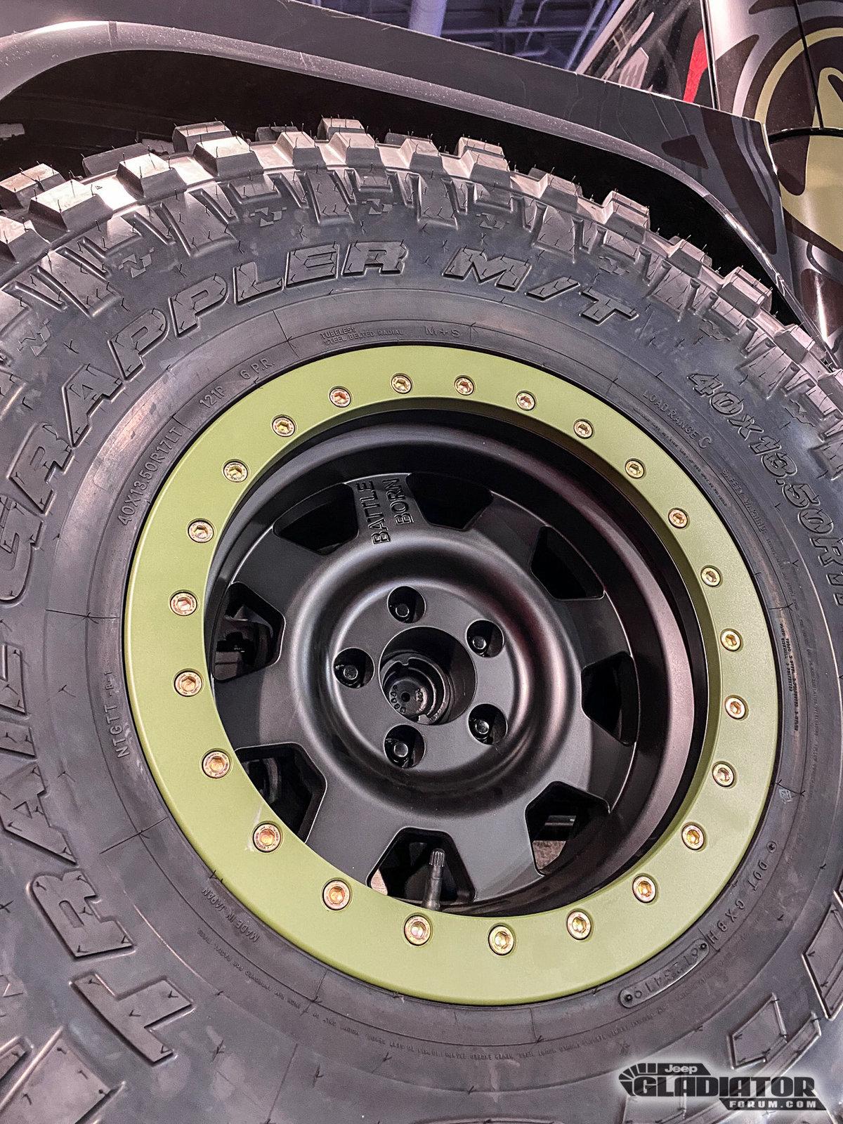 Jeep Gladiator JKS Manufacturing Hemi Gladiator Build [SEMA 2019] JKS-Manufacturing-Hemi-Gladiator-Build-SEMA-2019-12