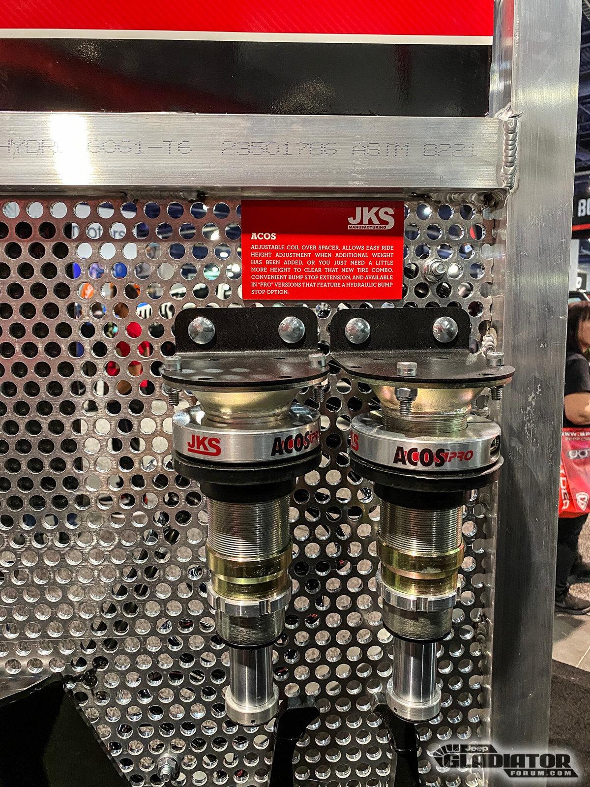 Jeep Gladiator JKS Manufacturing Hemi Gladiator Build [SEMA 2019] JKS-Manufacturing-Hemi-Gladiator-Build-SEMA-2019-19