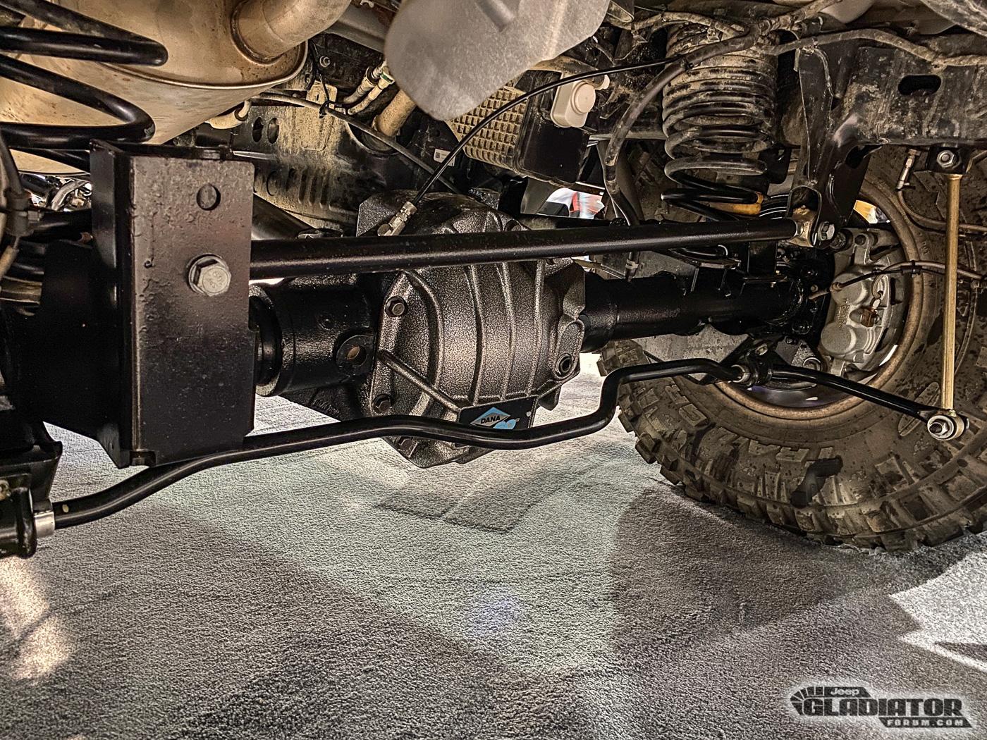 Jeep Gladiator Ultimate Dana 60 Team Spicer Gladiator Build [SEMA 2019] Ultimate-Dana-60-Team-Spicer-Gladiator-Build-SEMA-2019-7