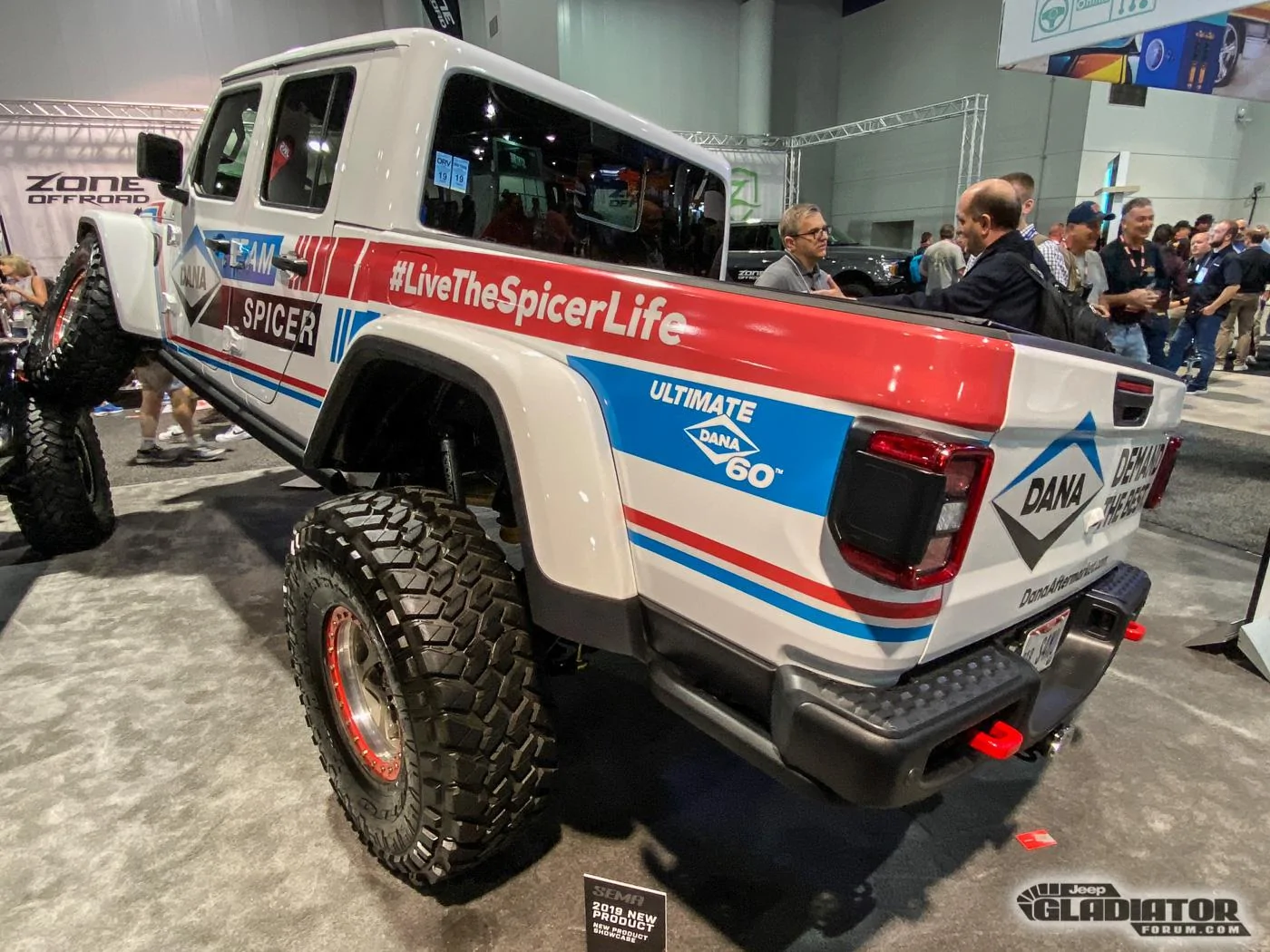 Jeep Gladiator Ultimate Dana 60 Team Spicer Gladiator Build [SEMA 2019] Ultimate-Dana-60-Team-Spicer-Gladiator-Build-SEMA-2019-8
