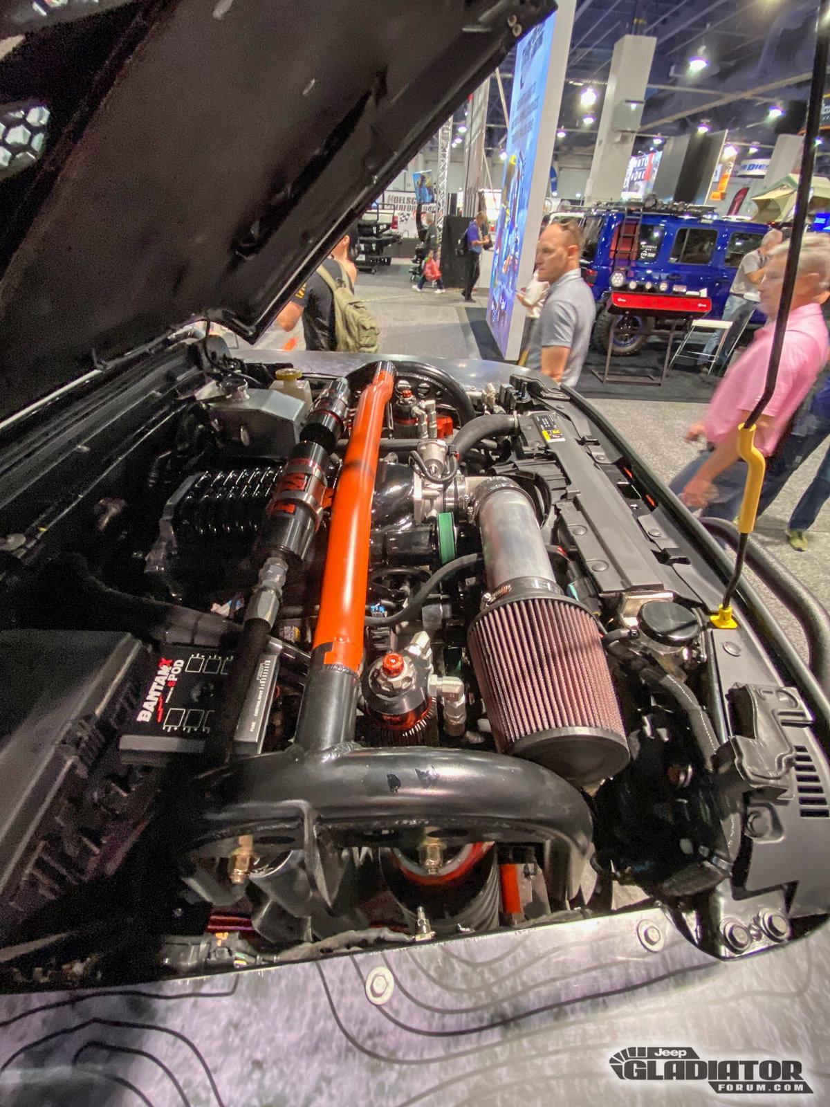 Jeep Gladiator Bruiser Conversions Gladiator Build [SEMA 2019] Bruiser-Conversions-Gladiator-Build-SEMA-2019-5