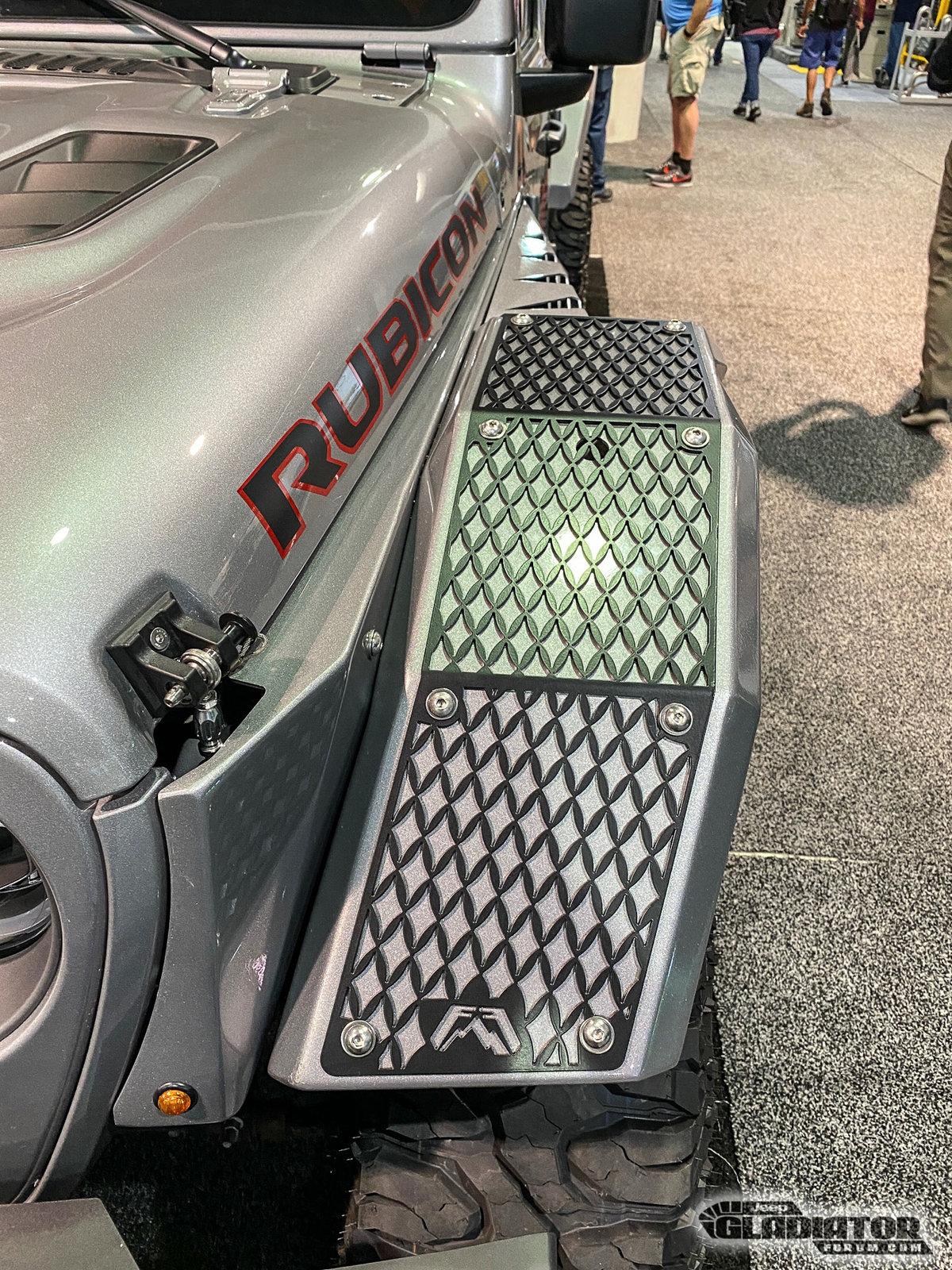 Jeep Gladiator Cargo Glide Gladiator Build [SEMA 2019] Cargo-Glide-Gladiator-Build-SEMA-2019-2
