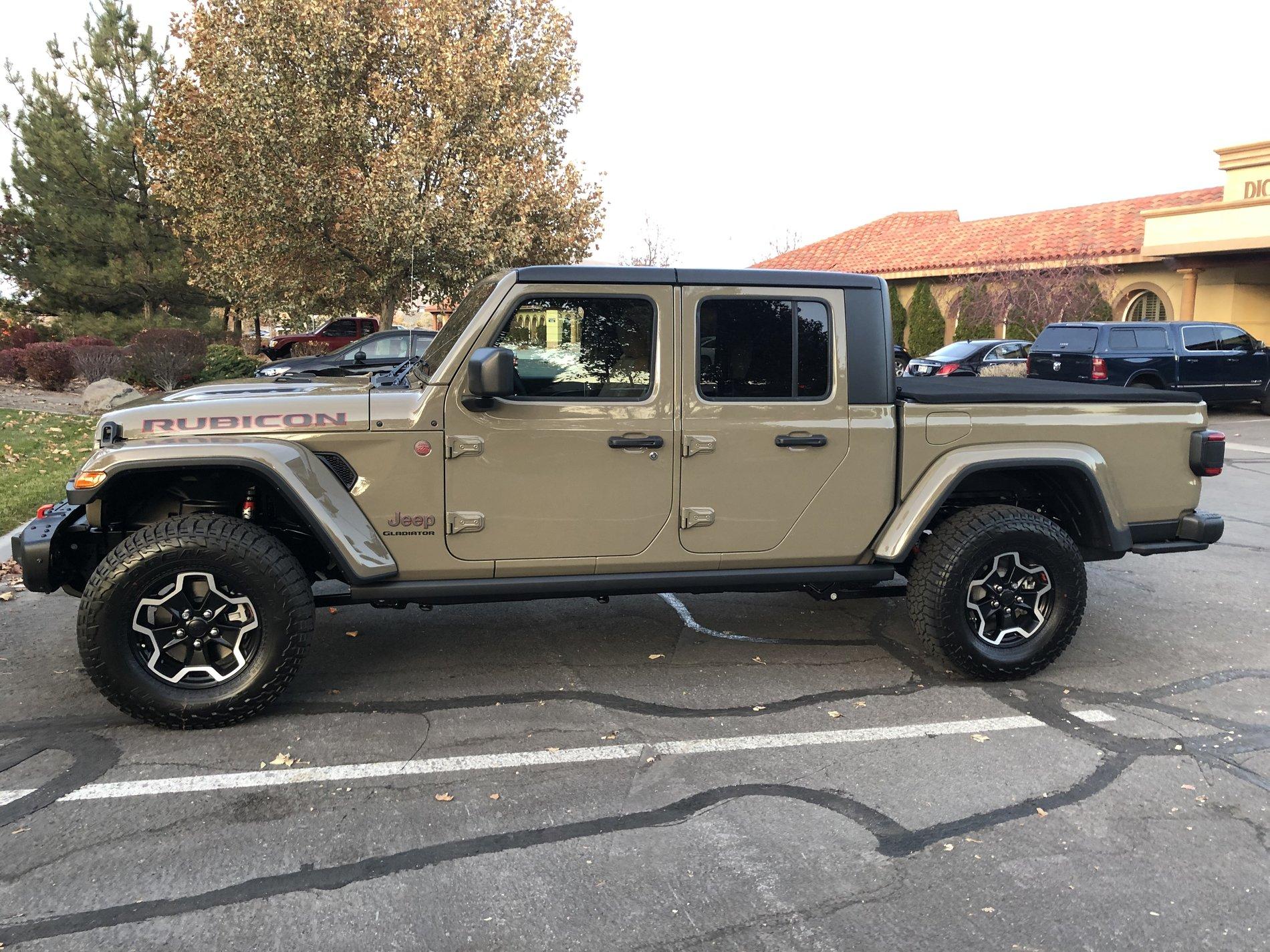 Jeep Gladiator GATOR Gladiator JT Club F0373F5E-9C10-4F61-B1BD-A278BA01AA09