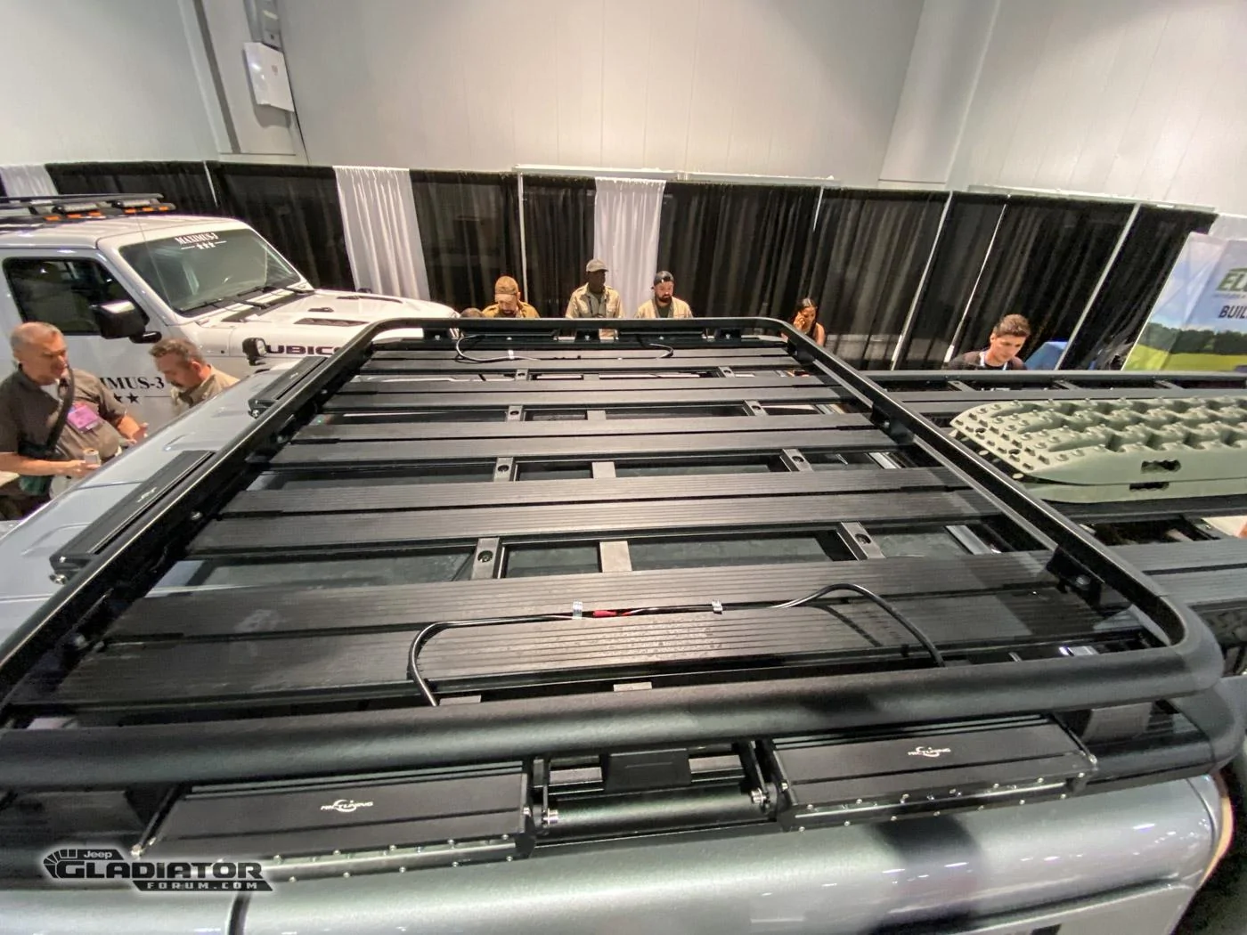 Jeep Gladiator Maximus-3 Gladiator Build [SEMA 2019] Maximus-3-Jeep-Gladiator-Racks-SEMA2019-IMG_4401