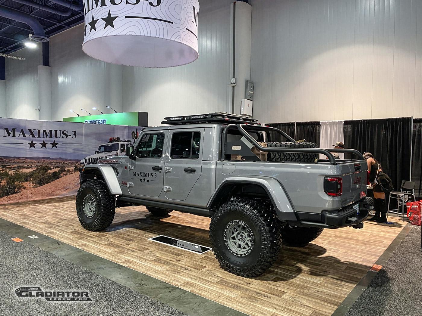 Jeep Gladiator Maximus-3 Gladiator Build [SEMA 2019] Maximus-3-Jeep-Gladiator-Racks-SEMA2019-IMG_4508