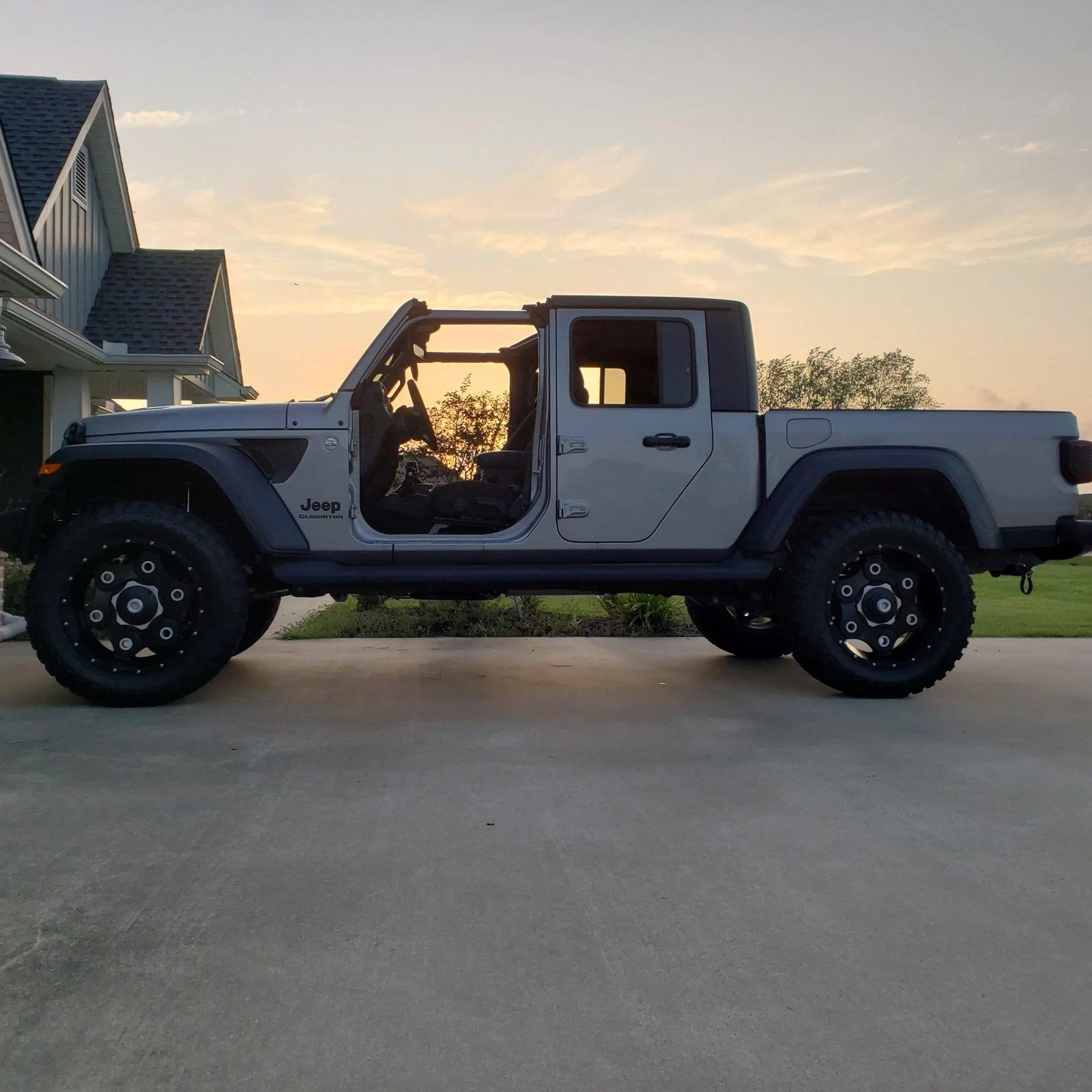 Jeep Gladiator 22” Wheels 20190826_193048