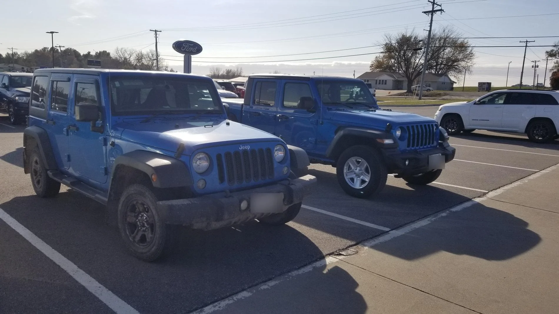Jeep Gladiator Jeeps Parking Next To Jeeps 20191108_141005