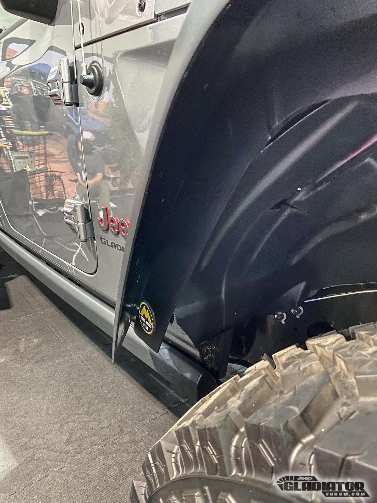 Jeep Gladiator Trail Mods Gladiator Build [SEMA 2019] Trail-Mods-Gladiator-Build-SEMA-2019-15