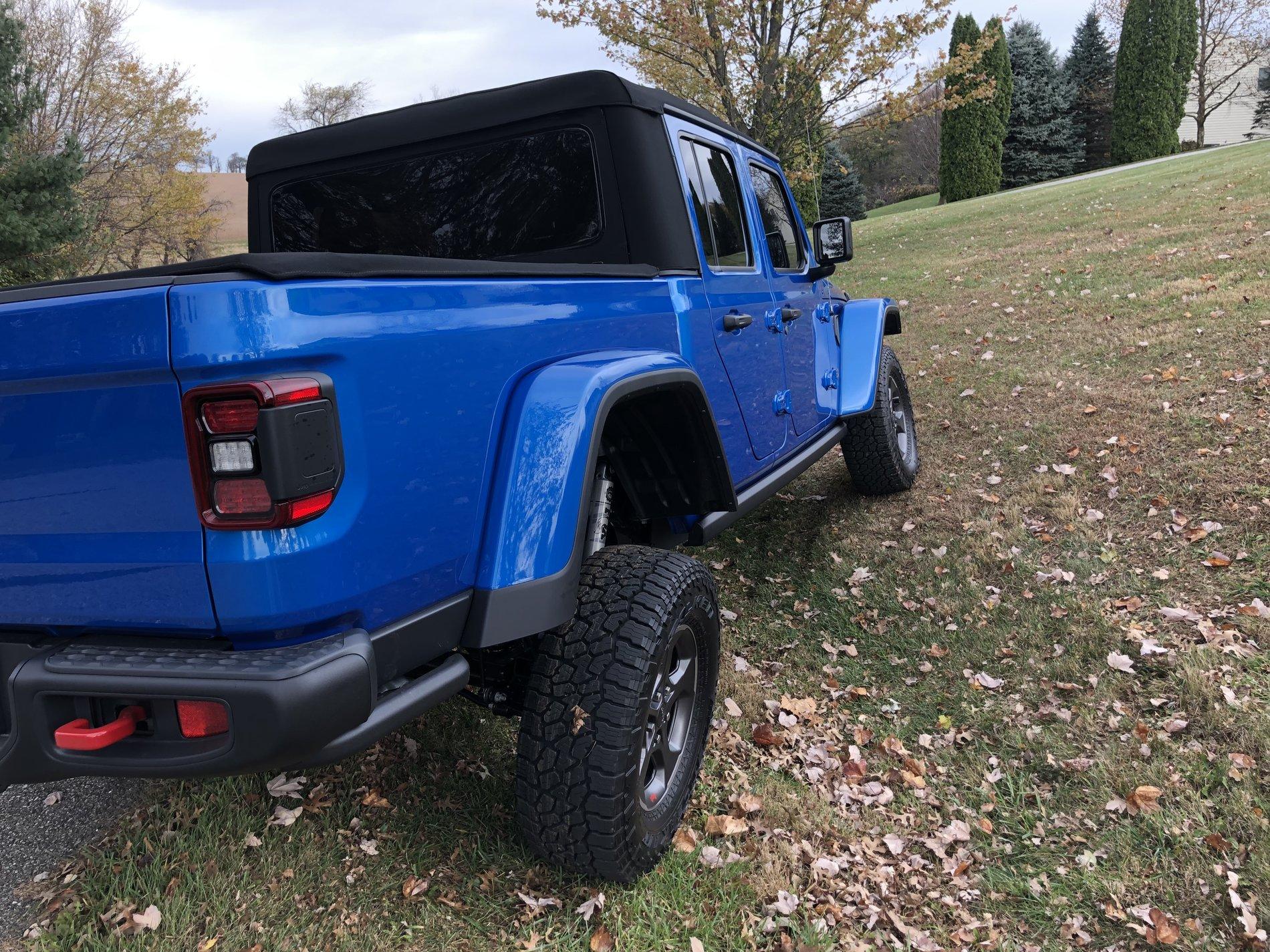 Jeep Gladiator Request: Gladiators with soft tops 0DFD7CE1-345E-4959-AA43-9E18898A0693
