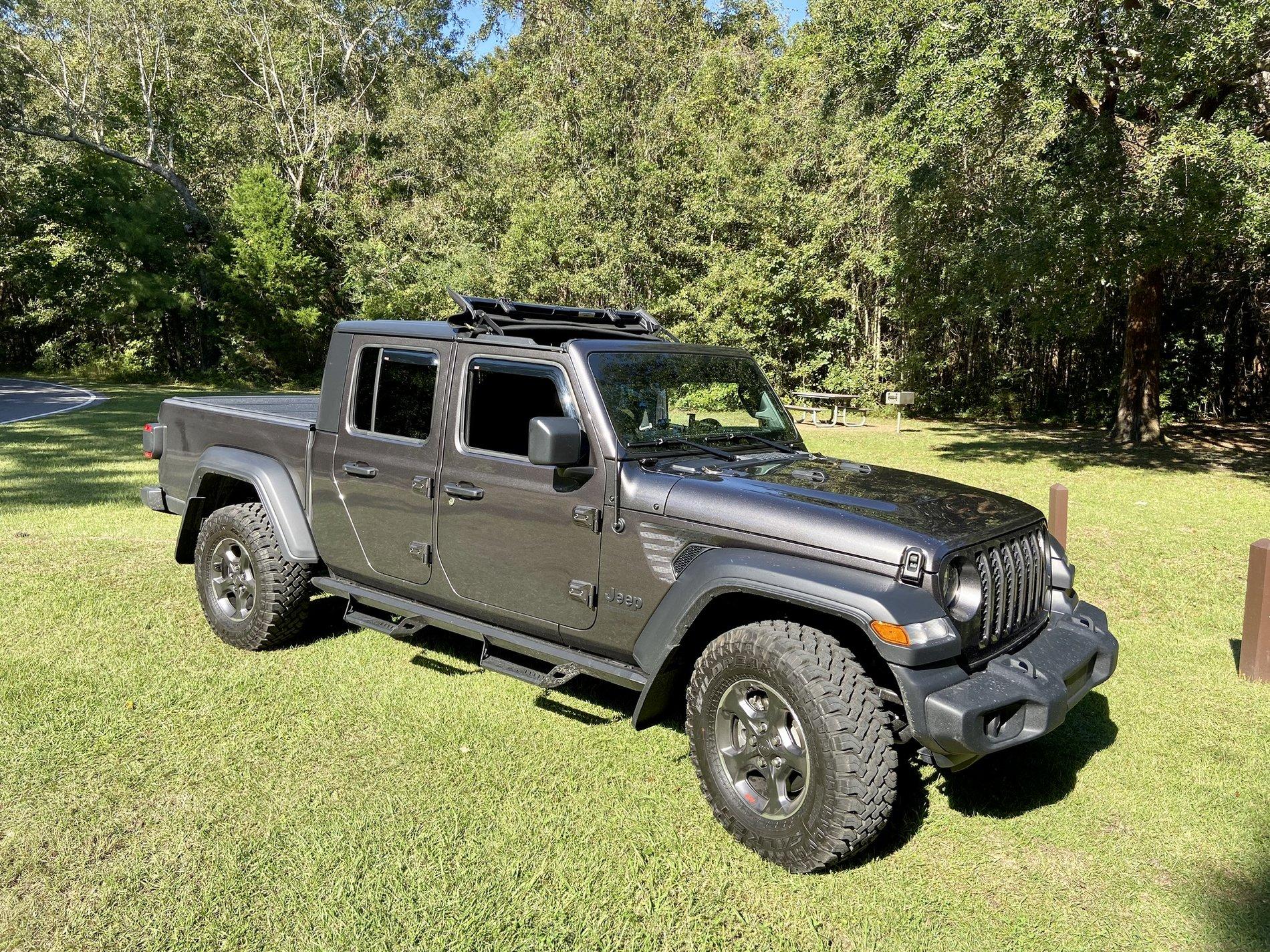 Jeep Gladiator Anyone else DIY install N-FAB Predator Pro steps? AFFEAC40-B75A-4E56-9C9E-095DA663F981