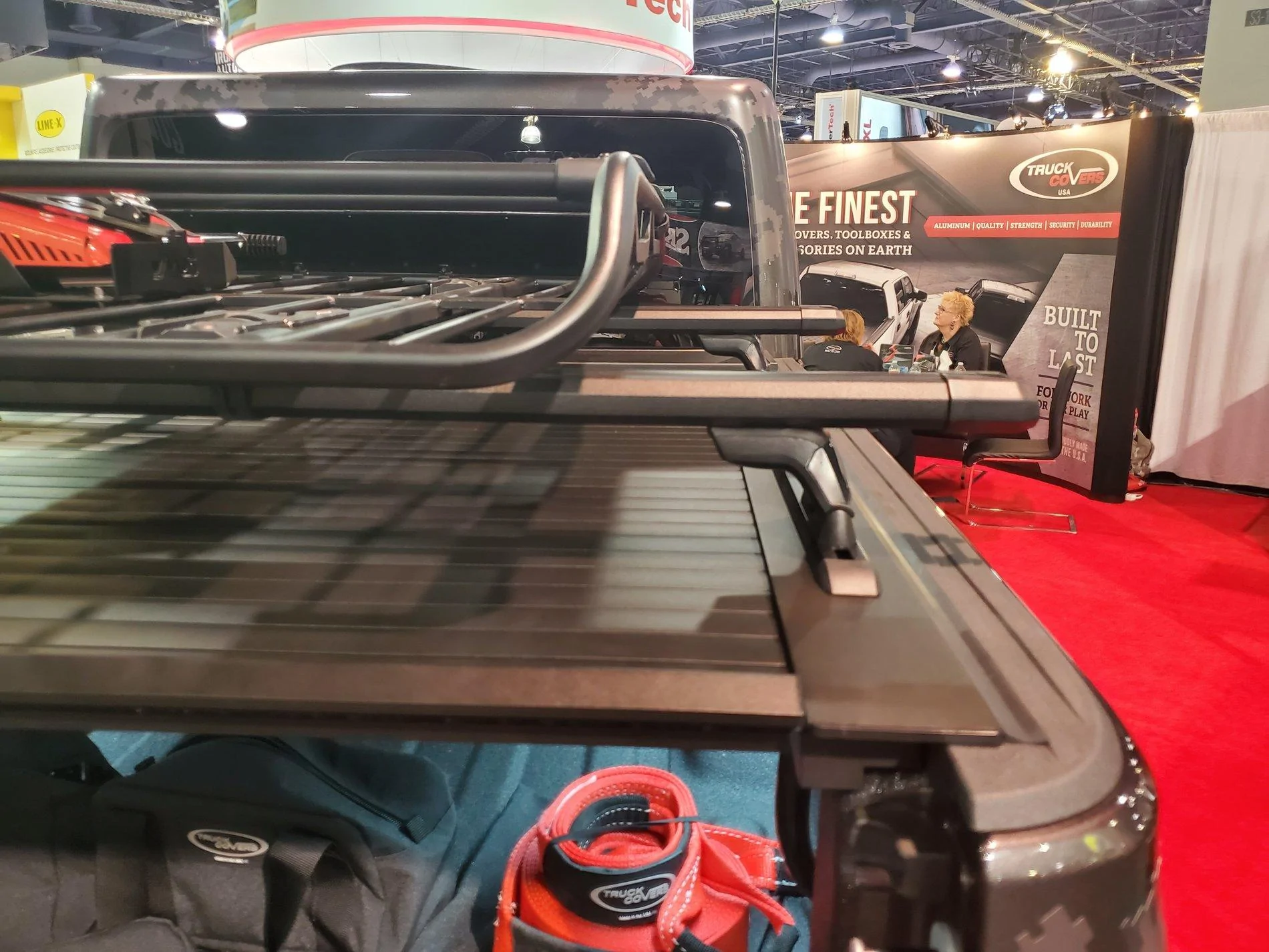 Jeep Gladiator LEER Tonneau (Pace Edwards) Gladiator Build [SEMA 2019] 20191108_123003