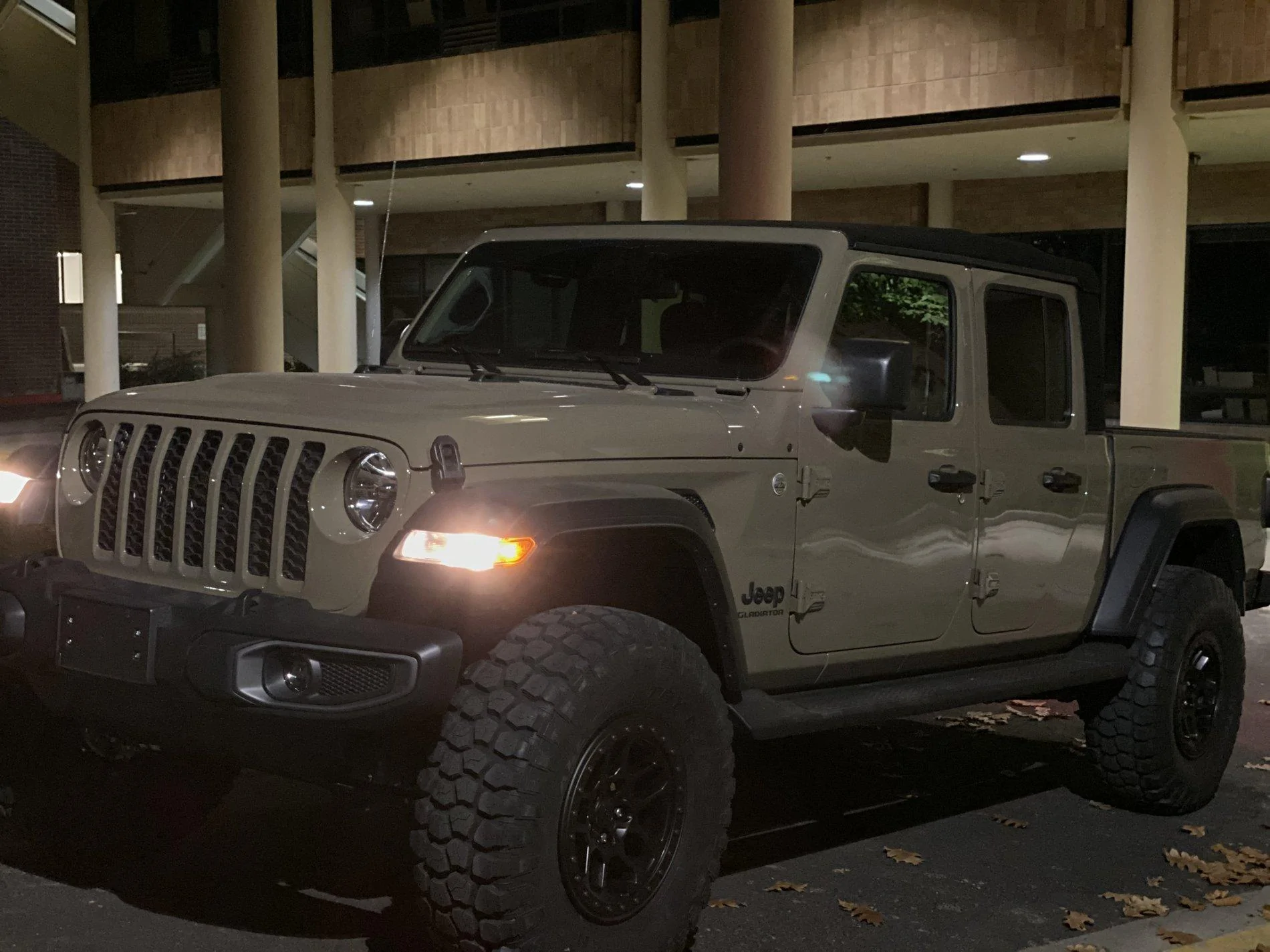 Jeep Gladiator GATOR Gladiator JT Club AB702E84-4FFC-4BD8-BD2D-EAE8807234C2