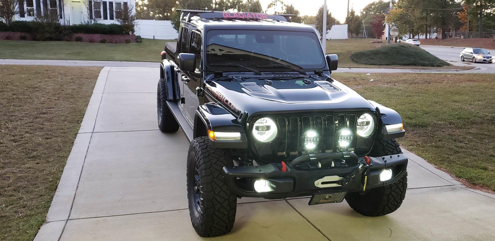 Jeep Gladiator Gladiator Launch Edition build 3