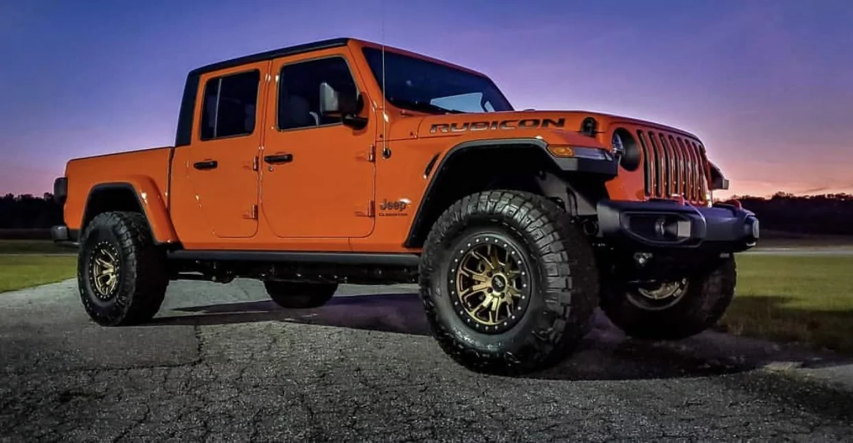 Jeep Gladiator PUNK'N Gladiator JT Club B5403912-8AB6-4AB7-9CCD-C34CDBDA04A8