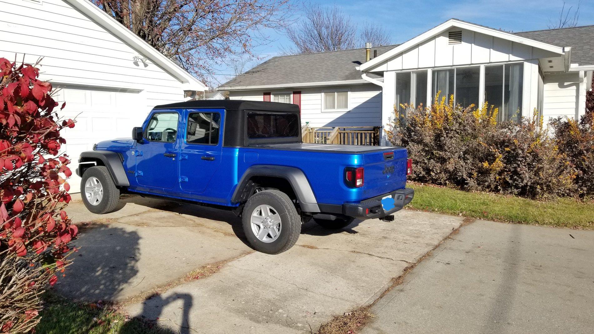 Jeep Gladiator HYDRO BLUE PEARL Gladiator JT Club 20191110_091949