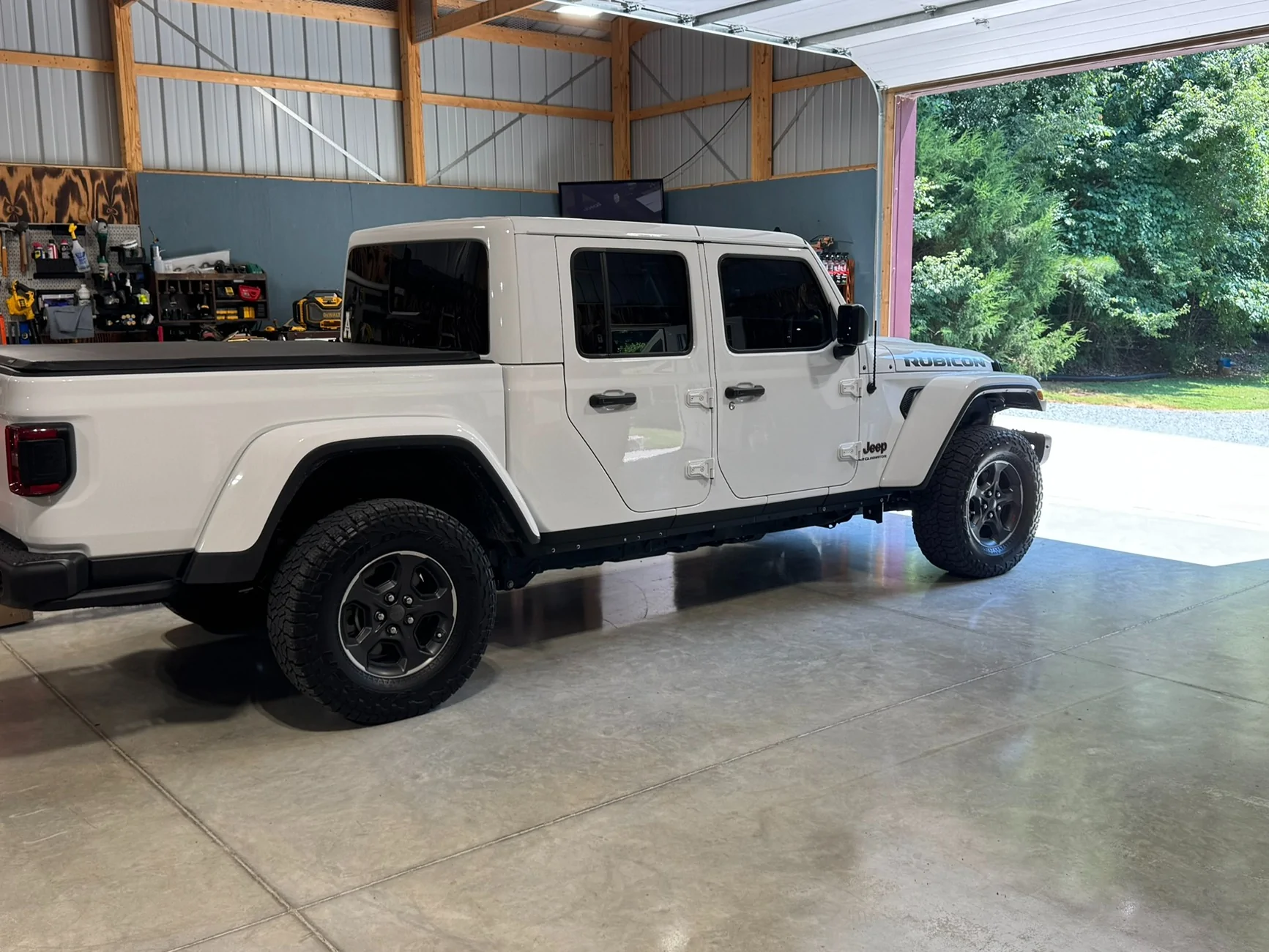 Jeep Gladiator Show your tinted Gladiators and tell us what % percentage tint film IMG_1865