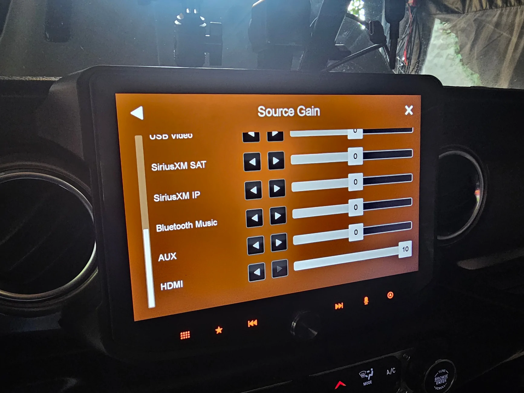 Jeep Gladiator For those of you with a Stinger head unit... 20250828_163952