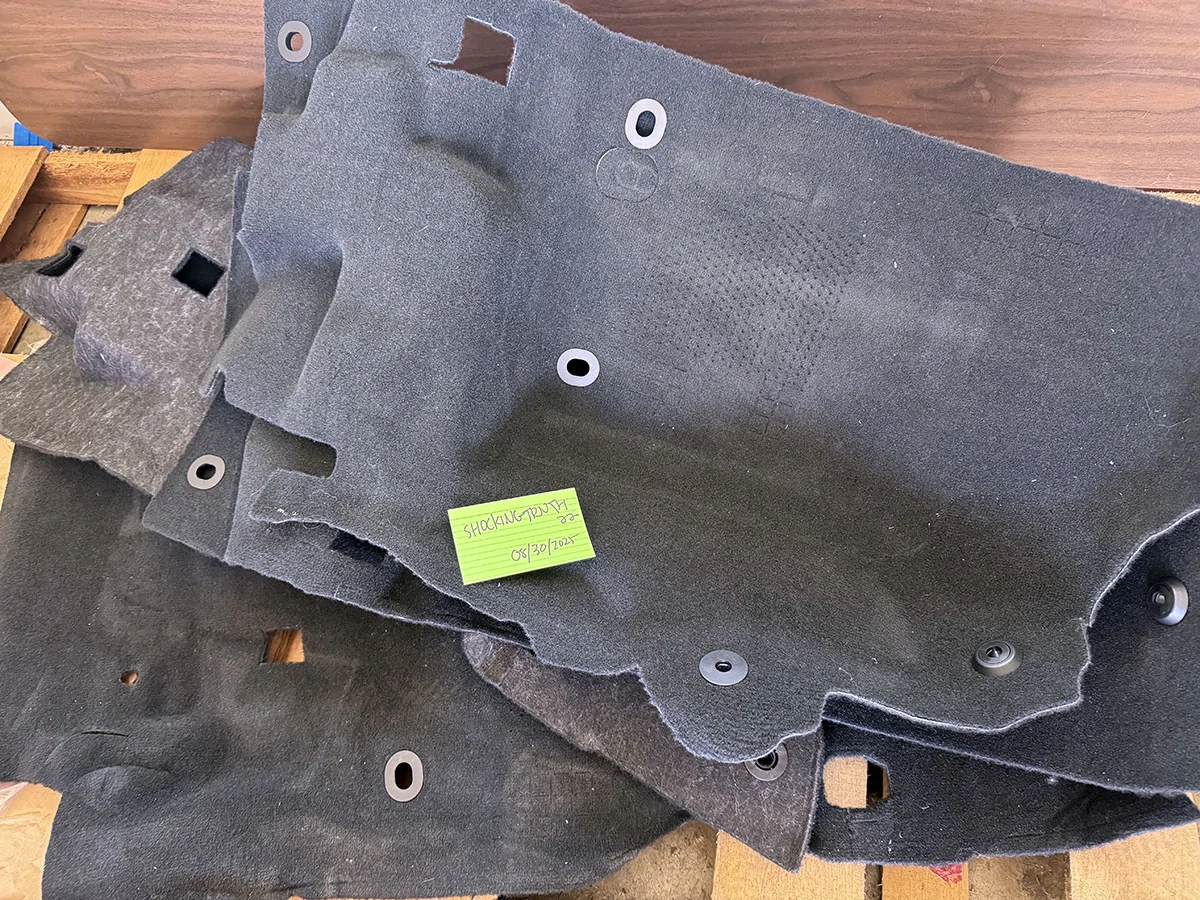 Jeep Gladiator 2024 Gladiator Interior Carpet IMG_6681