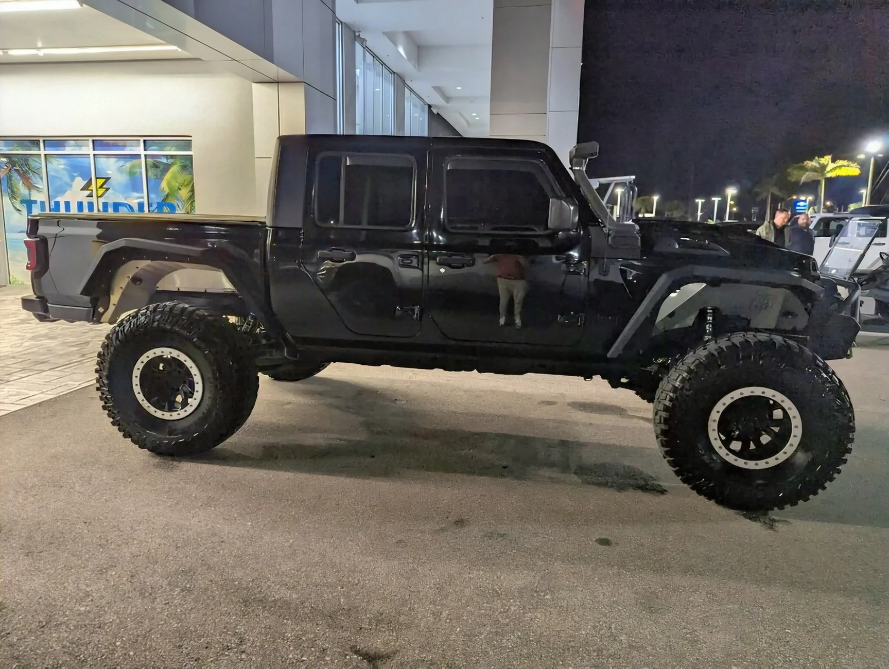 Jeep Gladiator 2020 Gladiator Many Upgrades 34,500.00 image_1