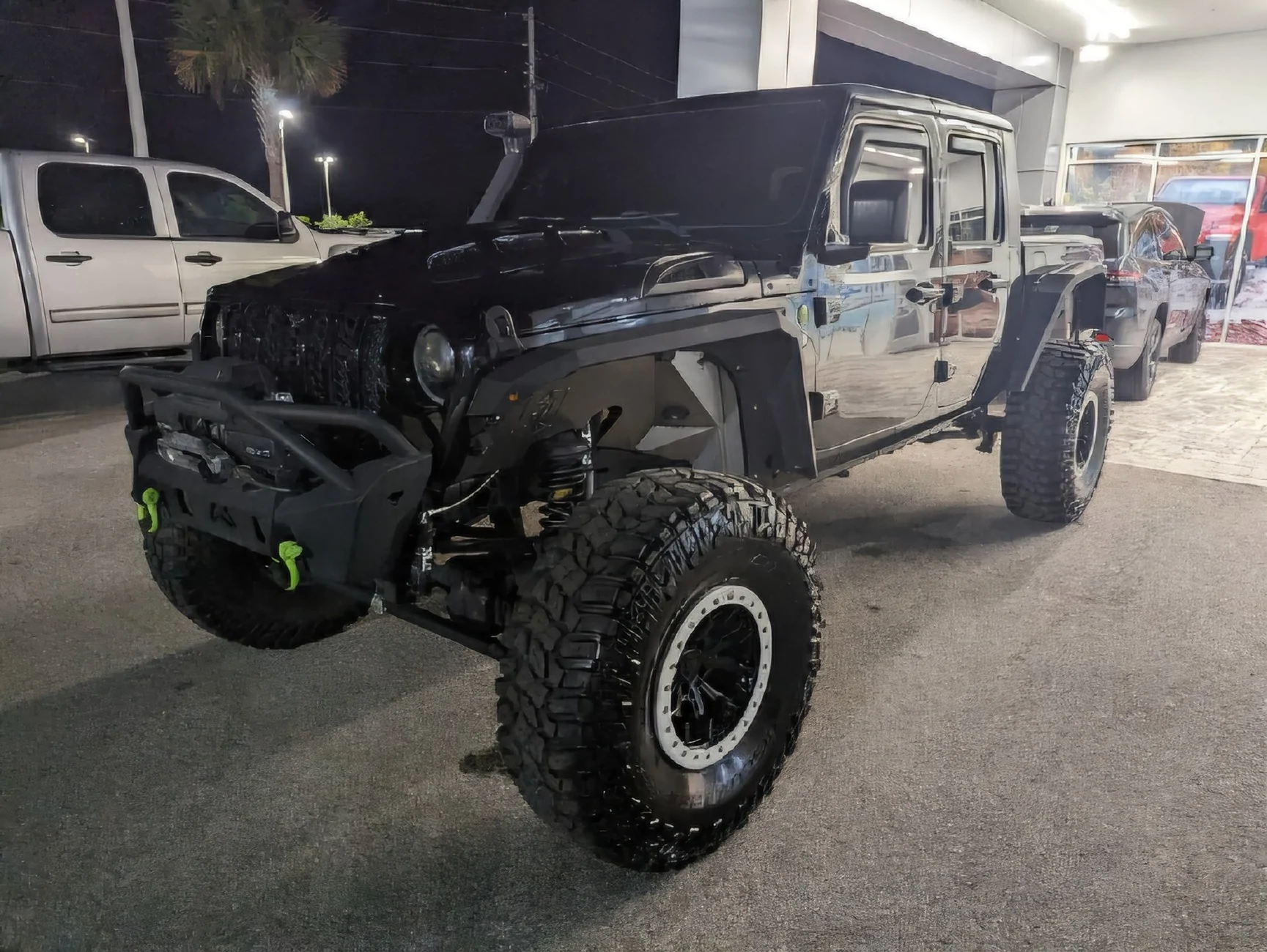 Jeep Gladiator 2020 Gladiator Many Upgrades 34,500.00 image_3