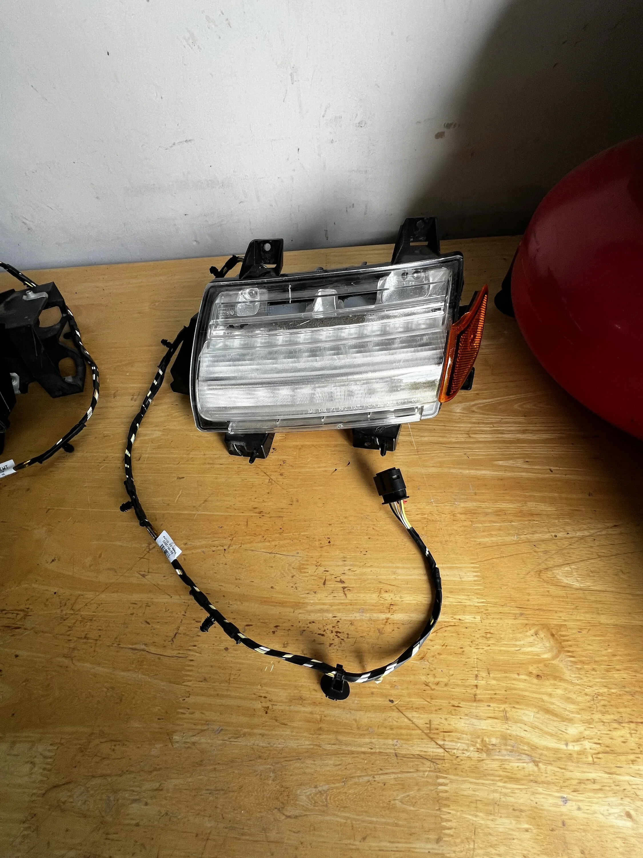 Jeep Gladiator Gladiator OEM LED Fender lights take offs IMG_0112