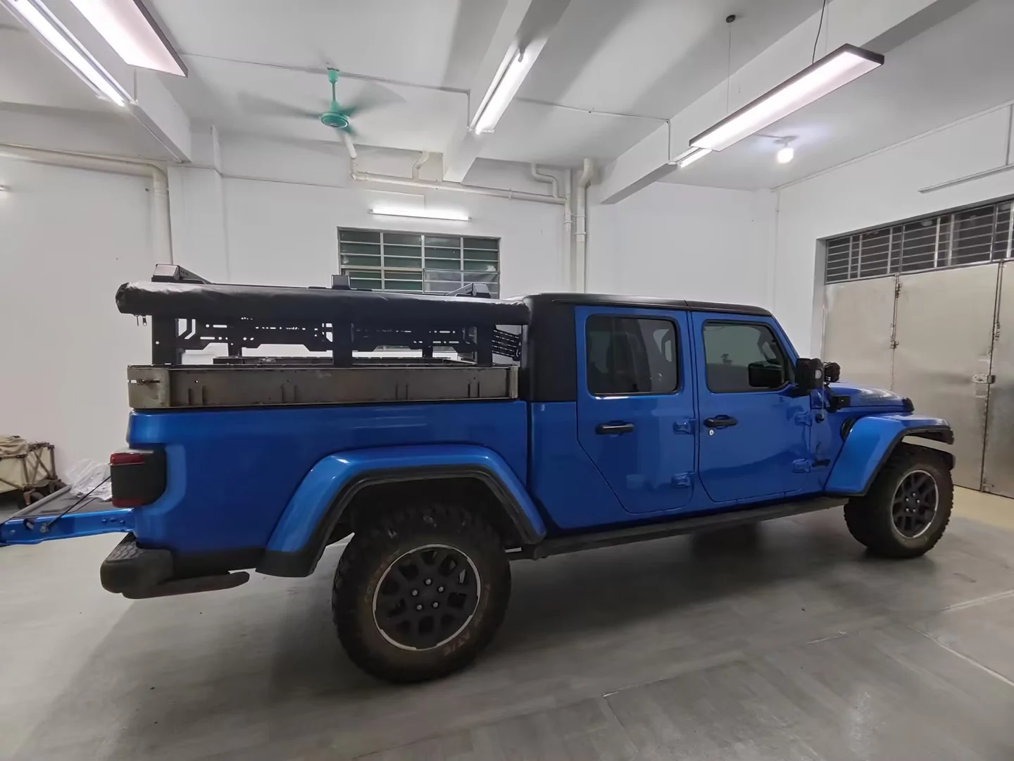 Jeep Gladiator Tonneau Cover - Adding Extra Height (2" inches) experiment 1756651896072-0