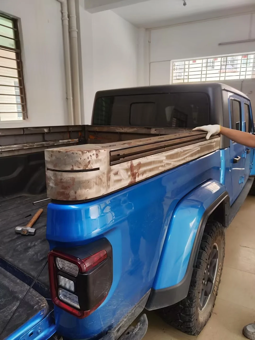 Jeep Gladiator Tonneau Cover - Adding Extra Height (2" inches) experiment 1756651999080-el