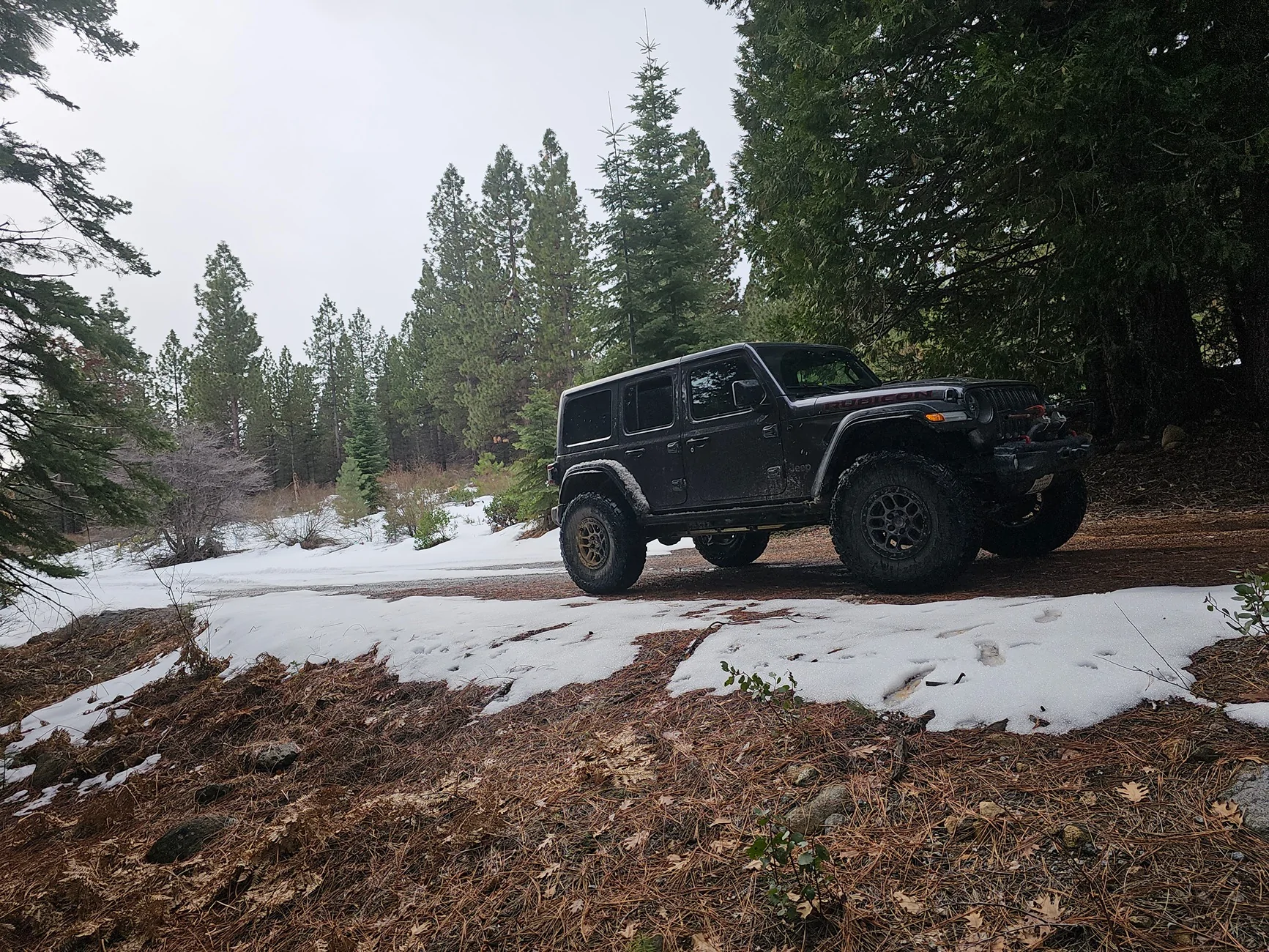 Jeep Gladiator 38x13.50x17 20240127_120621